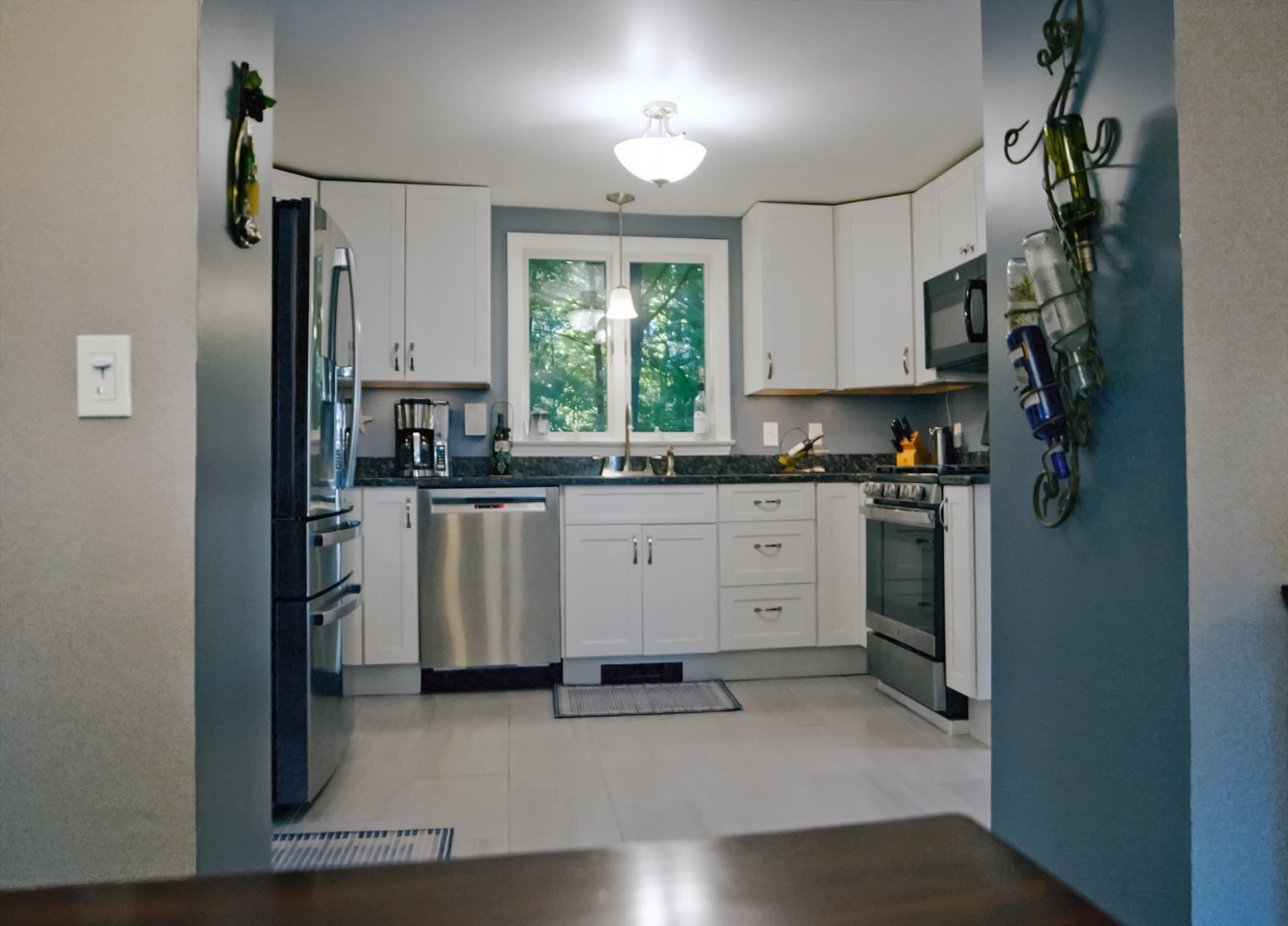 Single Family Residence at 20 Charlton St, Sturbridge MA 01566, Sturbridge, photo 9 of 26