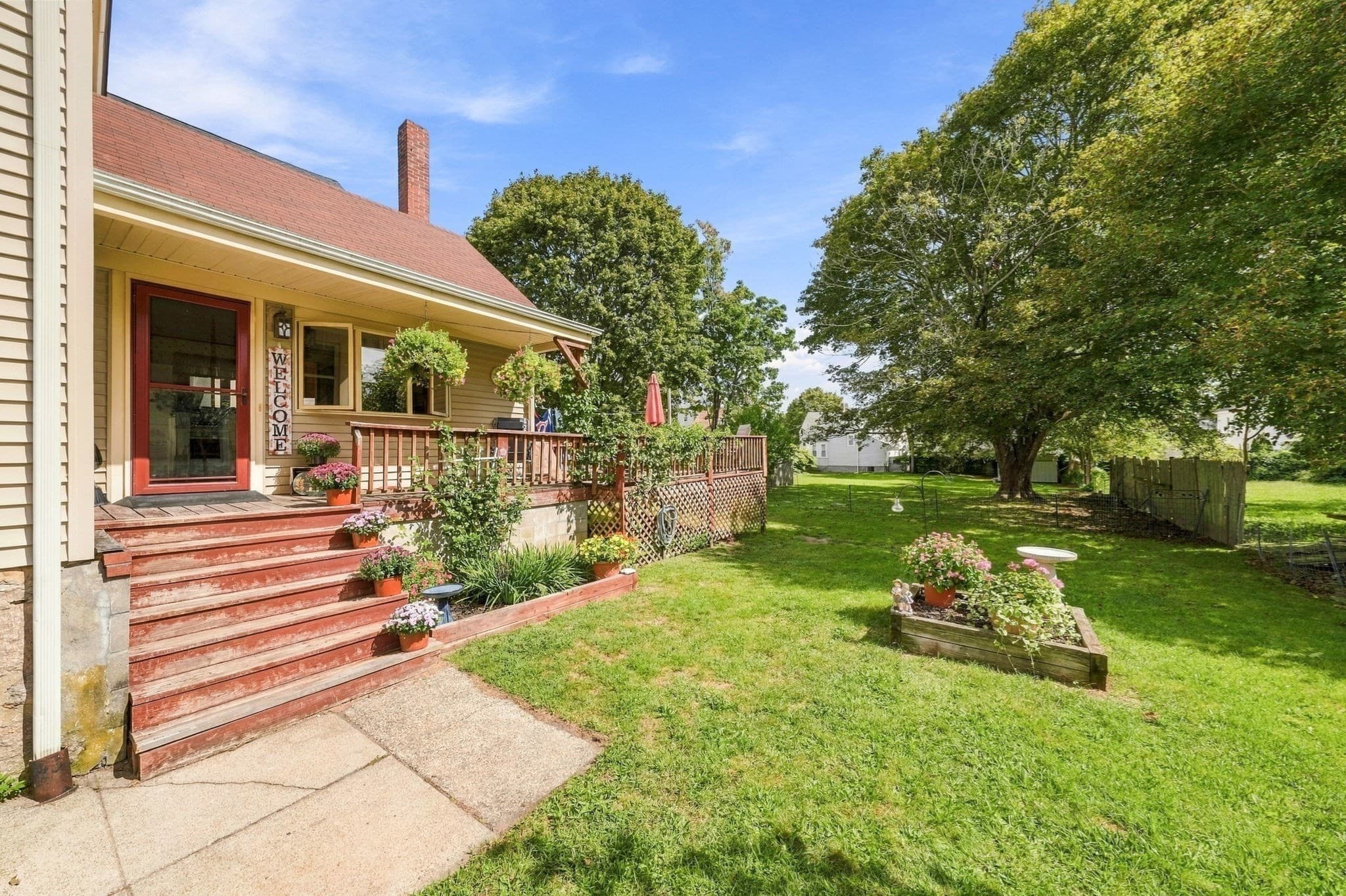 Single Family Residence at 326 Cedar St, New Bedford MA 02740, New Bedford, photo 5 of 28