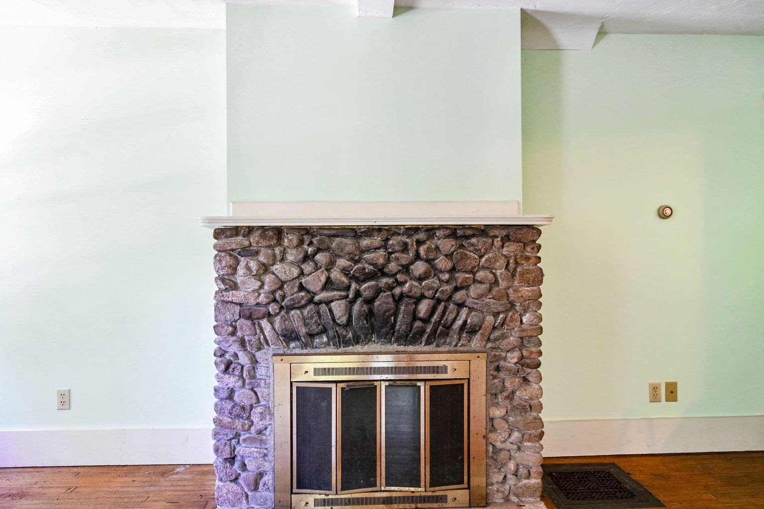 Single Family Residence at 46 County Road, Falmouth MA 02556, Falmouth, photo 13 of 34