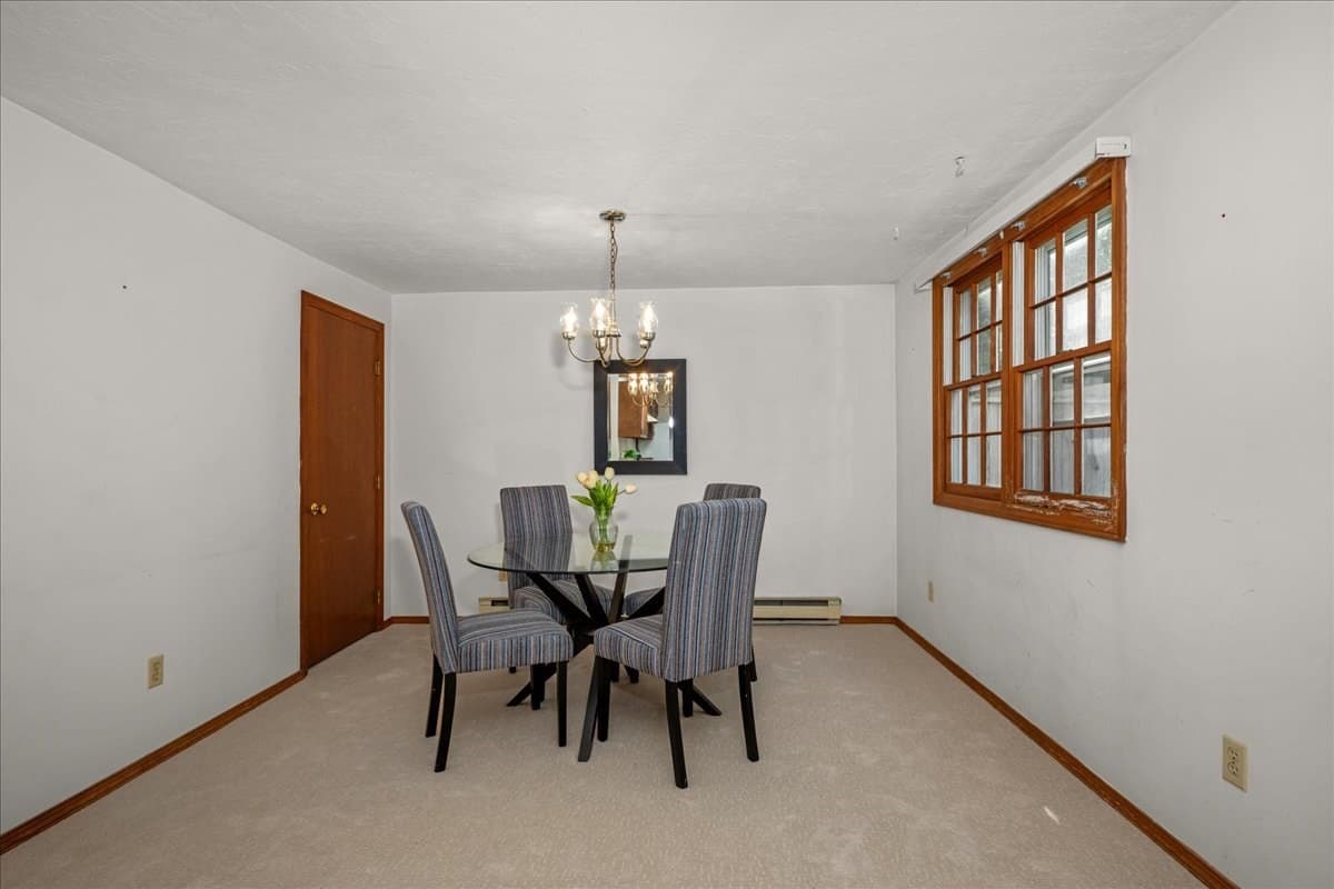 Condominium at 40 Lexington Road # 40, Millbury MA 01527, Millbury, photo 11 of 31