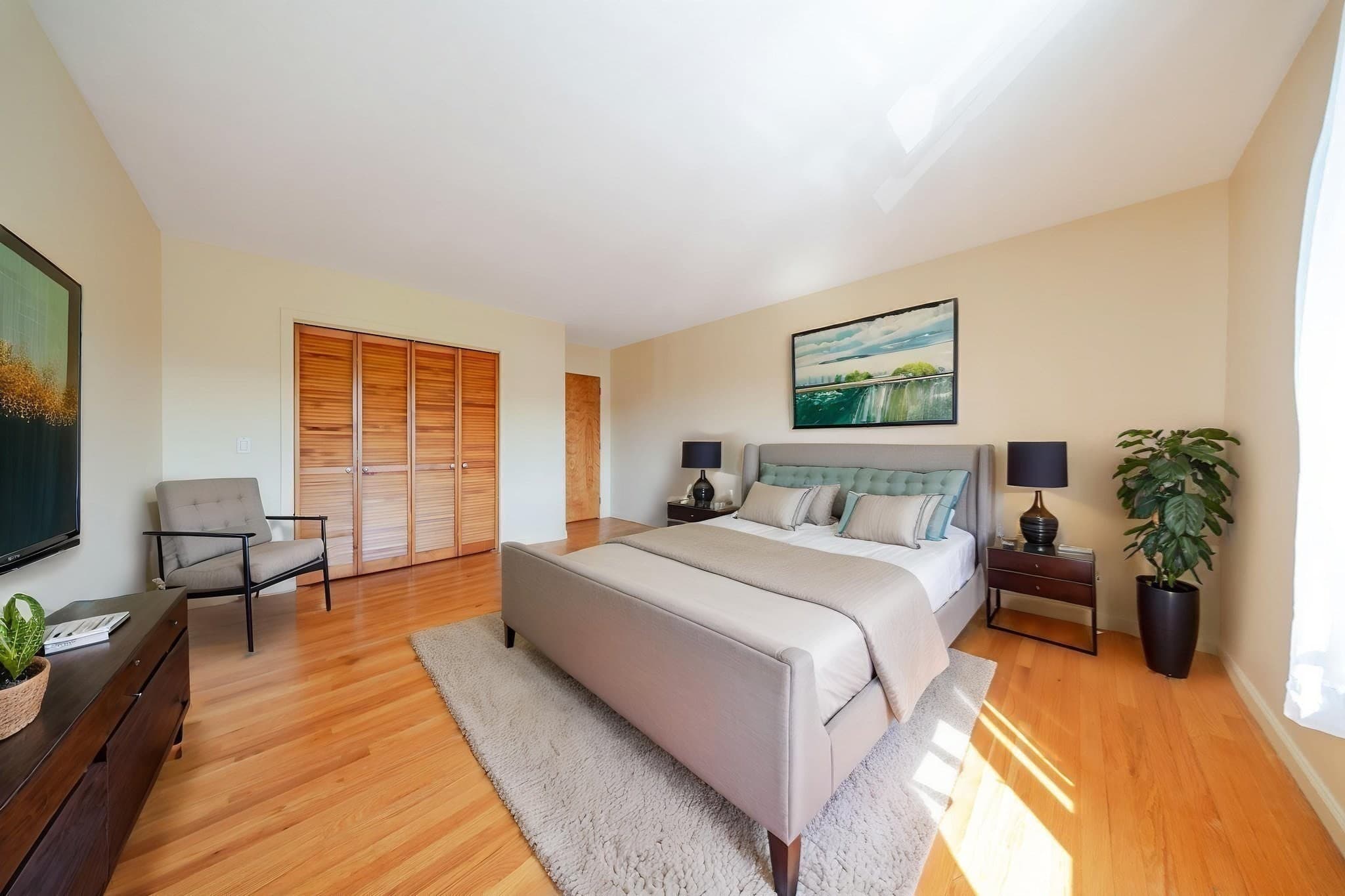 Condominium at 351 Pleasant St # 9, Northampton MA 01060, Northampton, photo 17 of 27