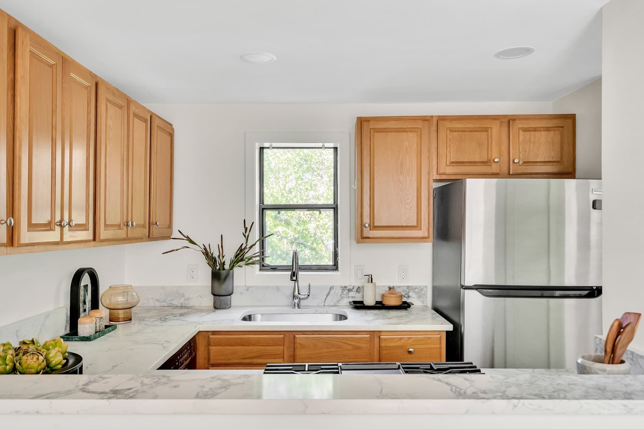 Single Family Residence at 47-15 Cogswell Ave, Cambridge MA 02140, Cambridge, photo 8 of 29