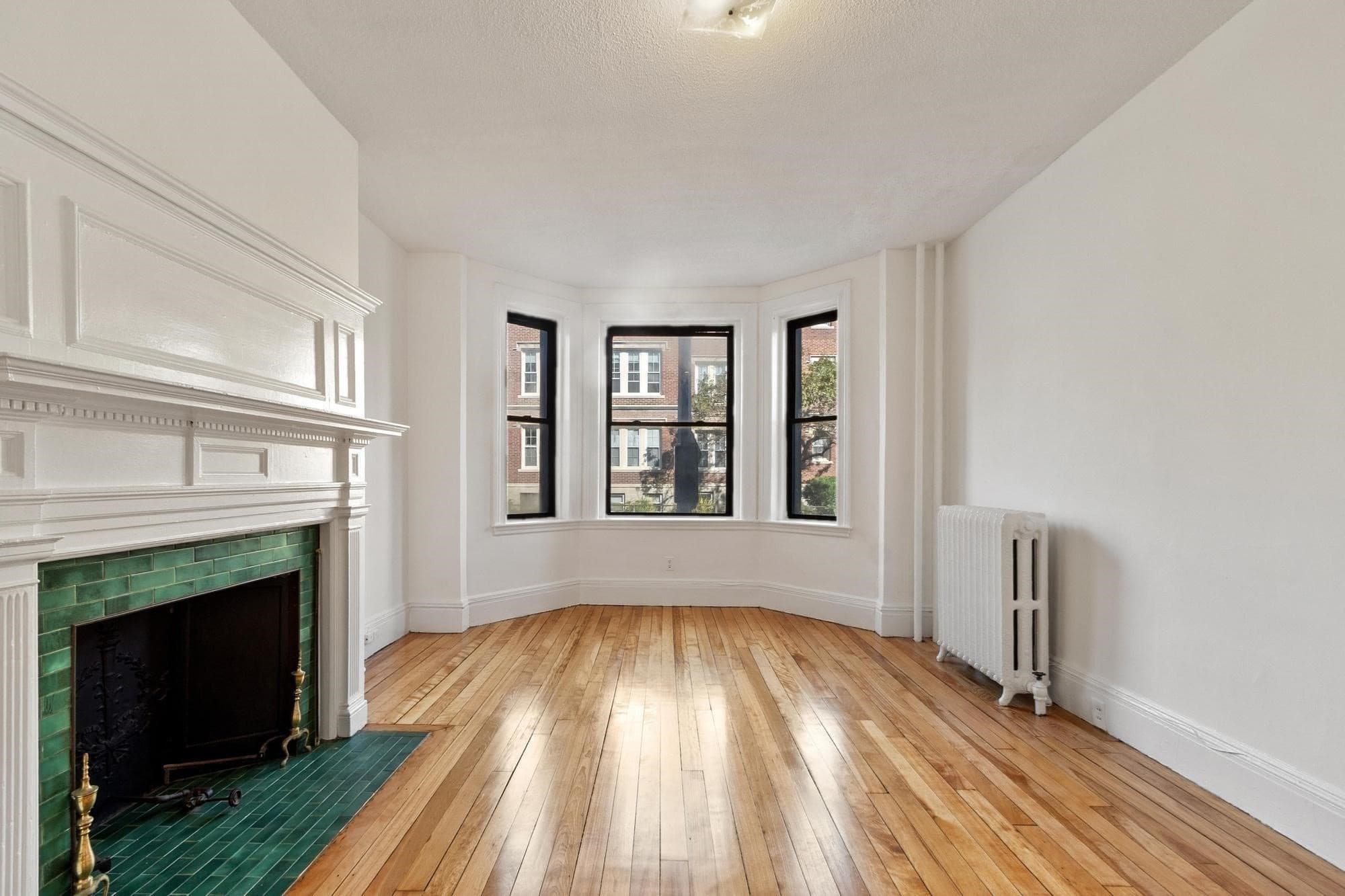 Condominium at 16 Glenville Ave Unit 1, Boston MA 02134, photo 2 of 20