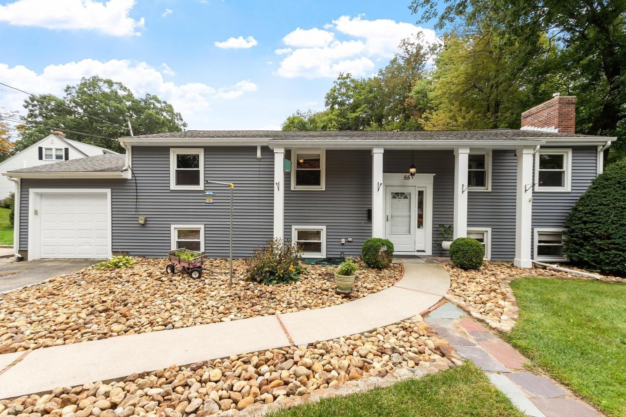 55 Posco Ave, Leominster MA 01453