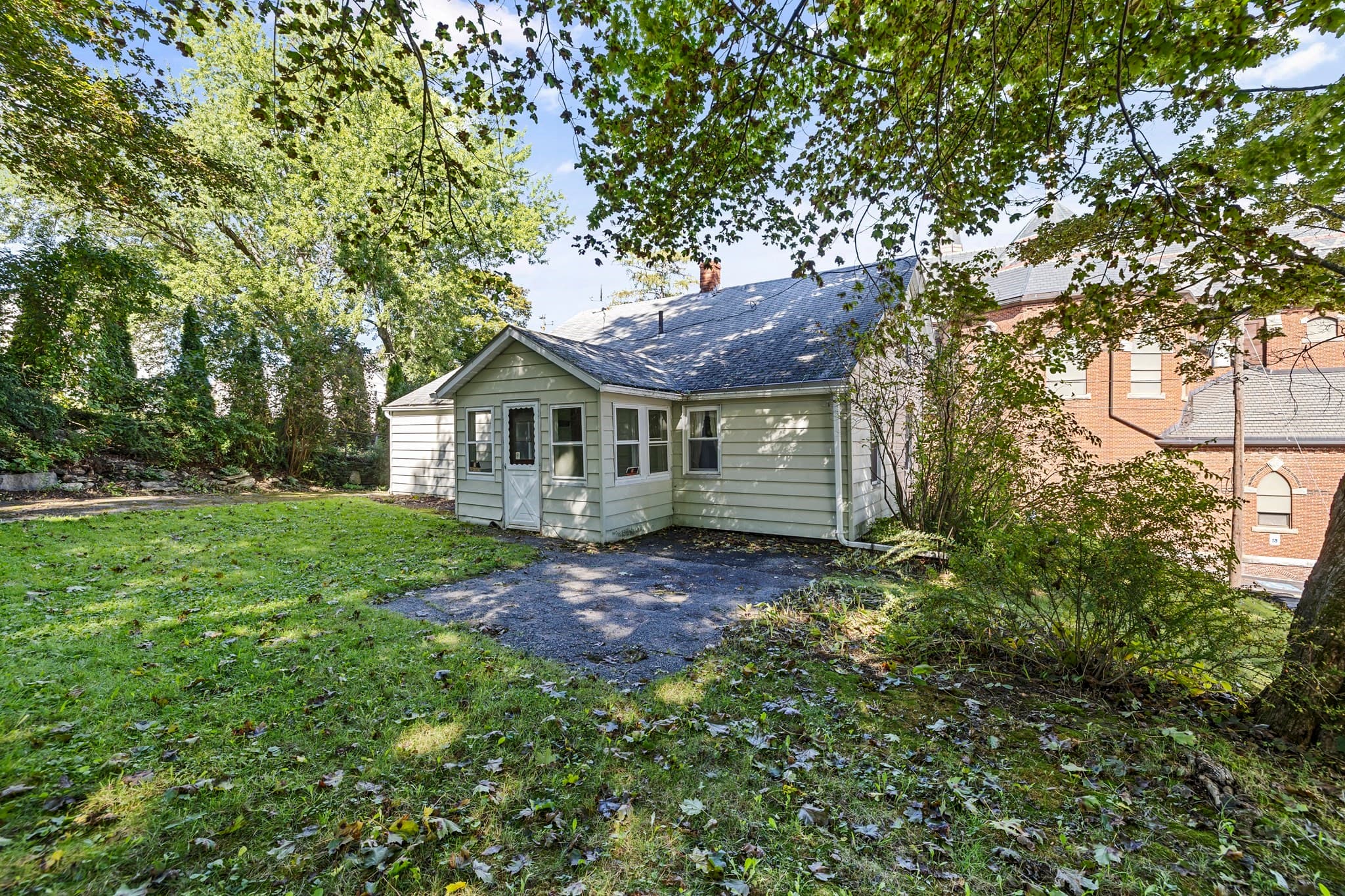 Single Family Residence at 11 Prospect St, Spencer MA 01562, Spencer, photo 6 of 28