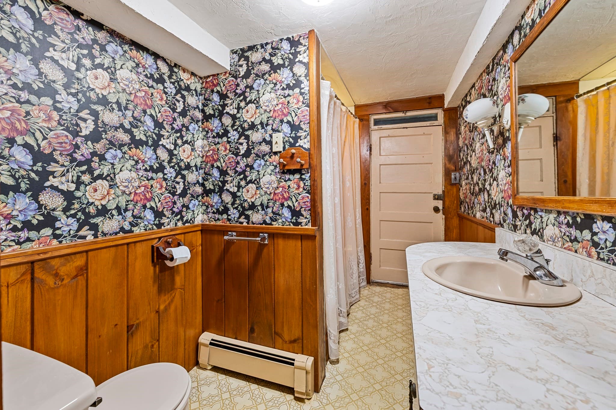 Single Family Residence at 11 Prospect St, Spencer MA 01562, Spencer, photo 13 of 28