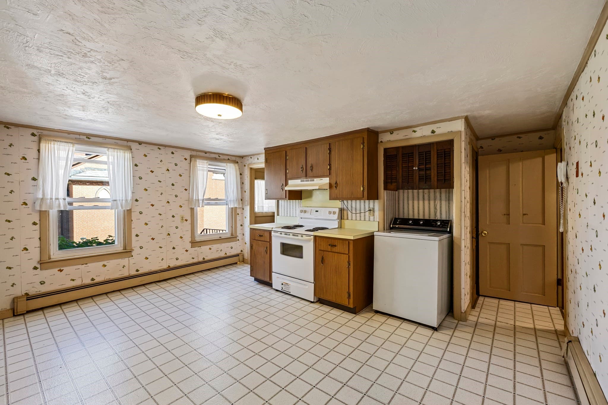 Single Family Residence at 11 Prospect St, Spencer MA 01562, Spencer, photo 15 of 28