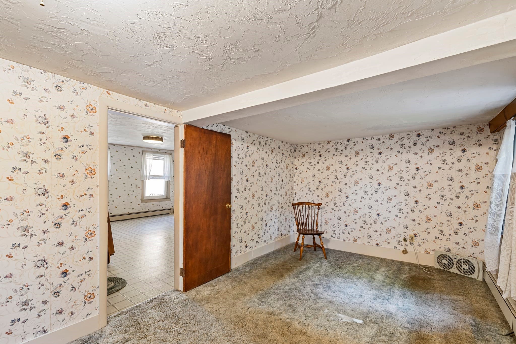 Single Family Residence at 11 Prospect St, Spencer MA 01562, Spencer, photo 11 of 28