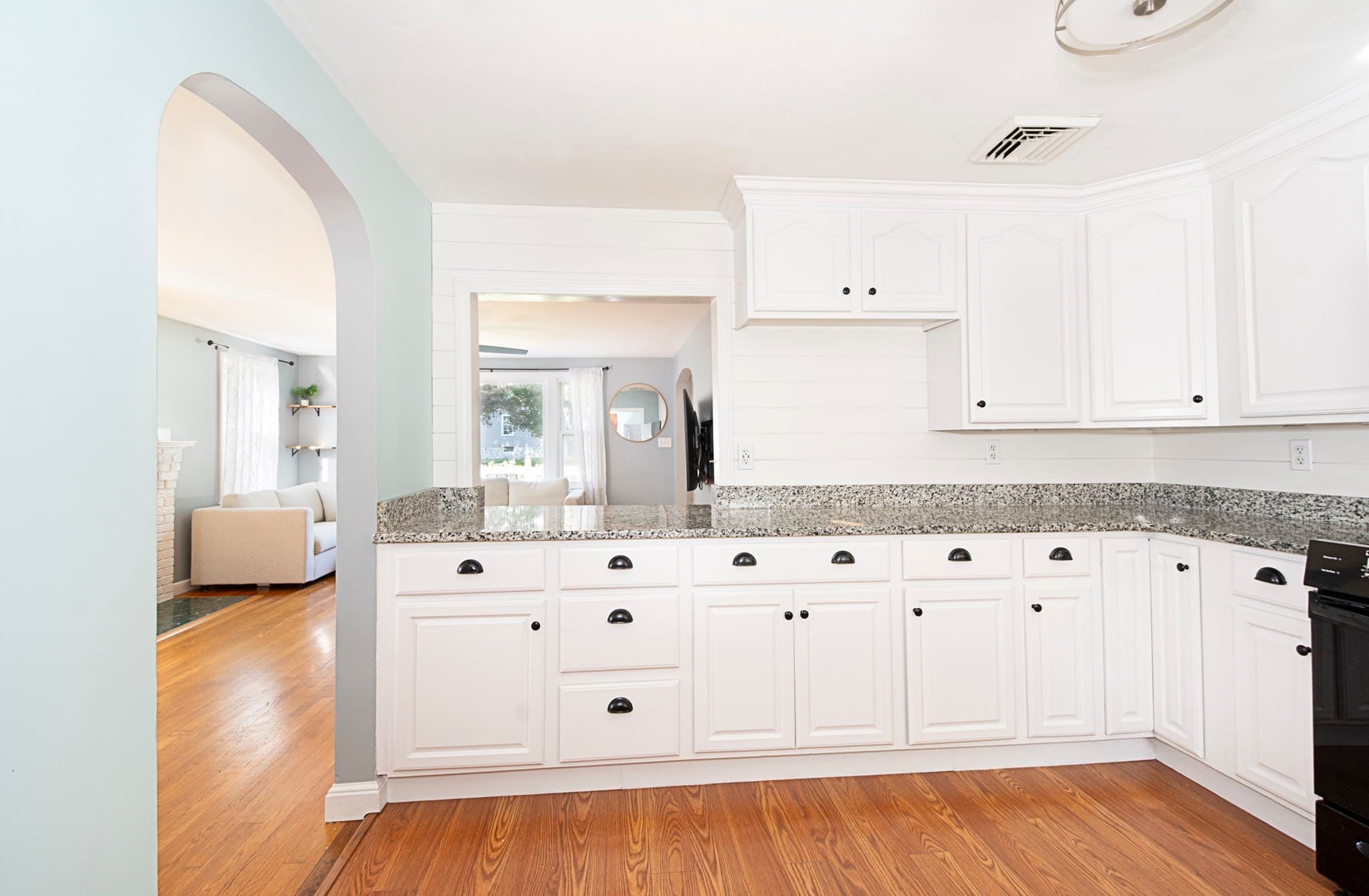Single Family Residence at 95 S Flagg St, Worcester MA 01602, Worcester, photo 14 of 33