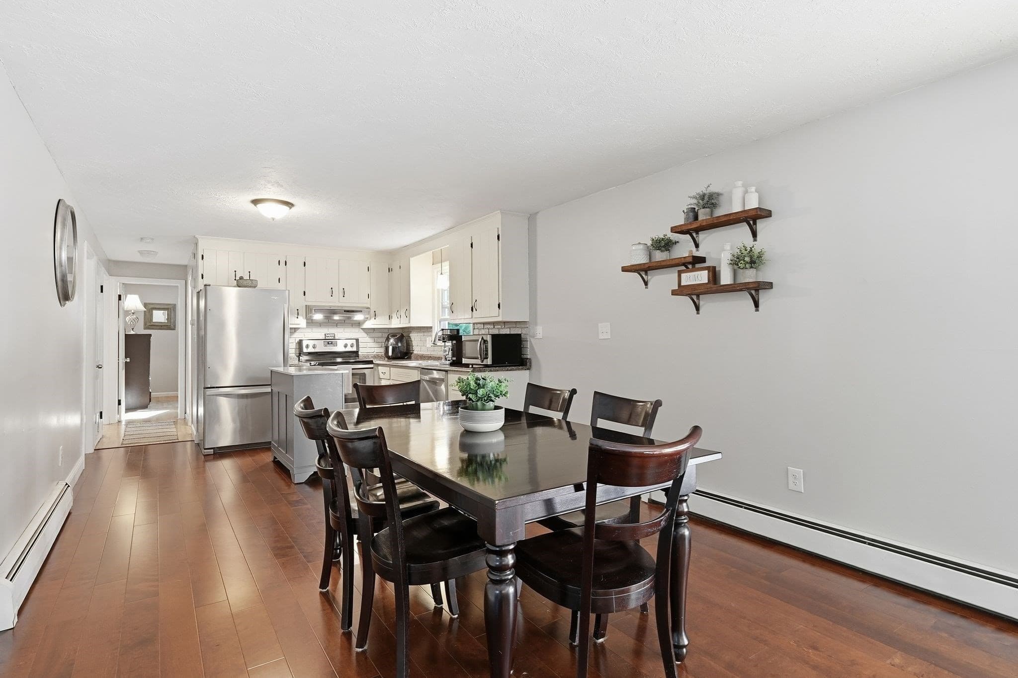 Single Family Residence at 106 Northridge Rd, Westfield MA 01085, Westfield, photo 5 of 32