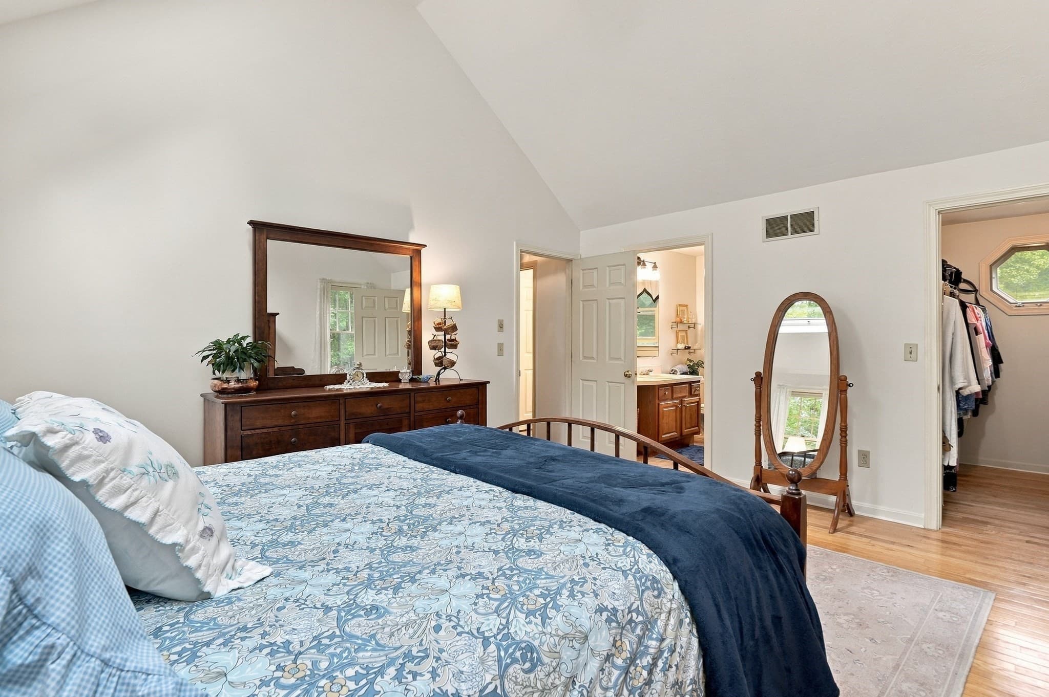 Single Family Residence at 7 Trout Brook Way, Shirley MA 01464, photo 19 of 40
