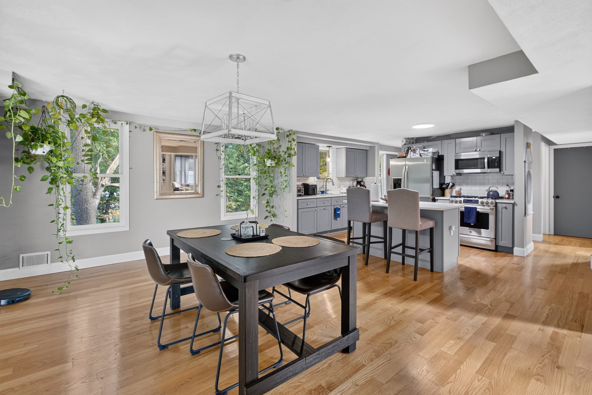Condominium at 42 Epping Street # 4, Lowell MA 01852, Lowell, photo 13 of 30