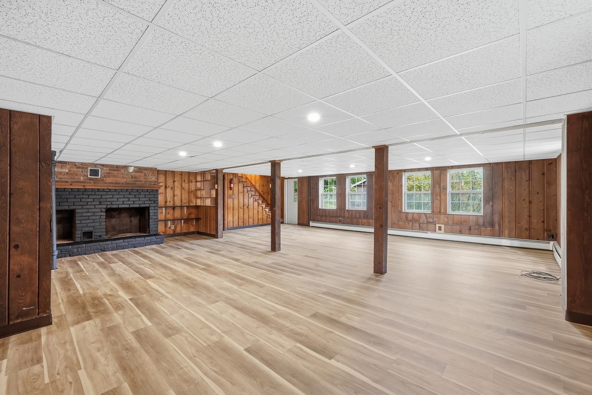 Single Family Residence at 107 South St, East Brookfield MA 01515, East Brookfield, photo 23 of 40