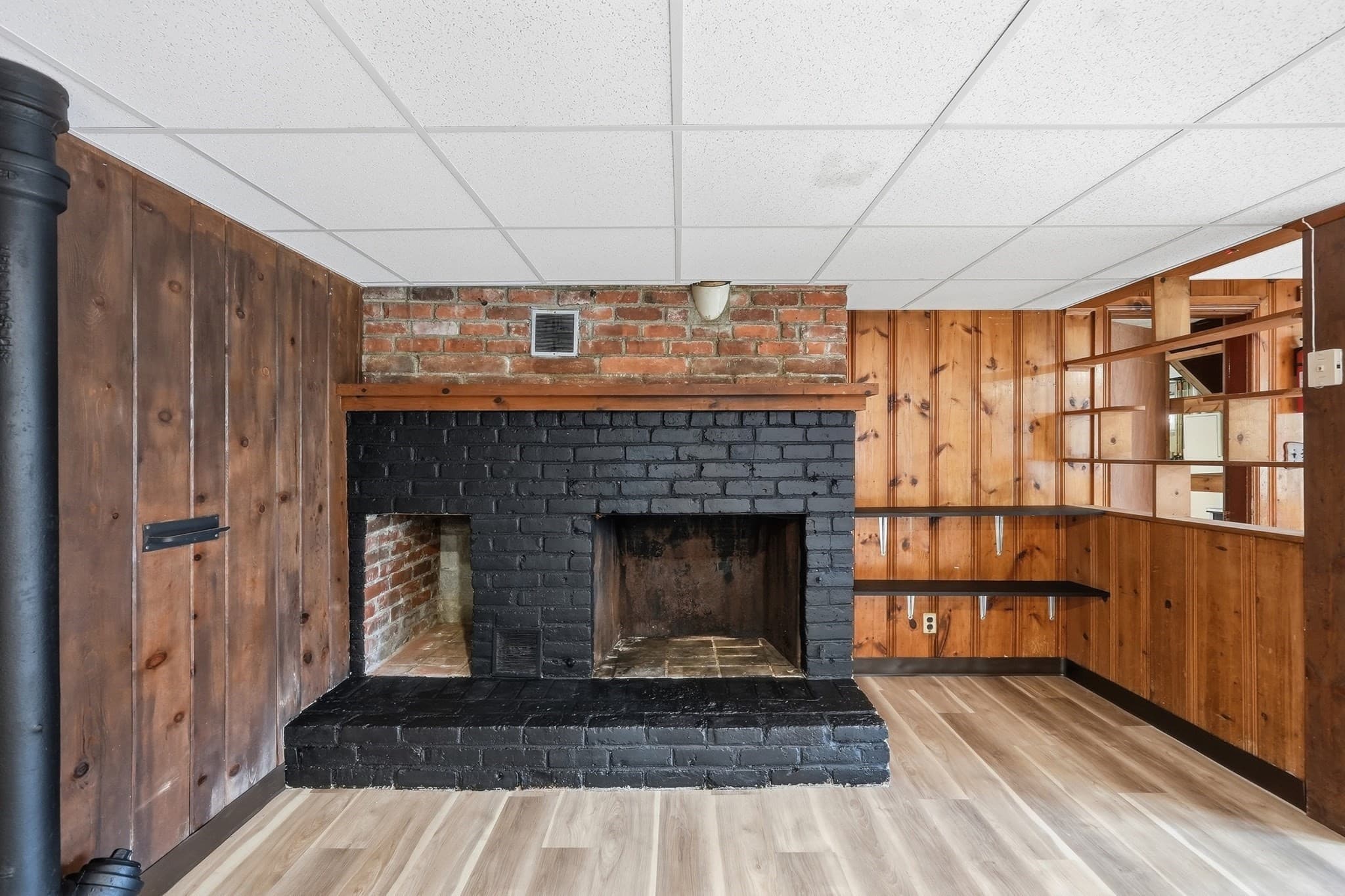 Single Family Residence at 107 South St, East Brookfield MA 01515, East Brookfield, photo 22 of 40