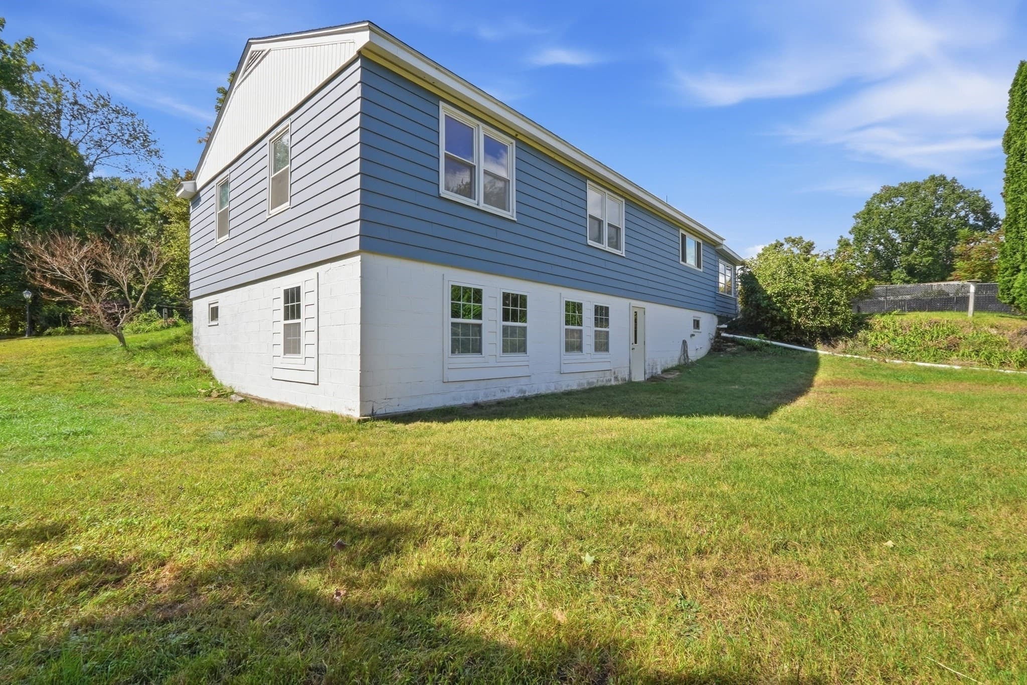 Single Family Residence at 107 South St, East Brookfield MA 01515, East Brookfield, photo 33 of 40