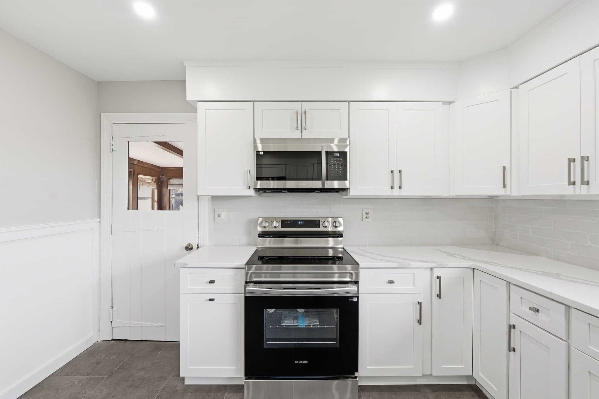 Single Family Residence at 107 South St, East Brookfield MA 01515, East Brookfield, photo 11 of 40
