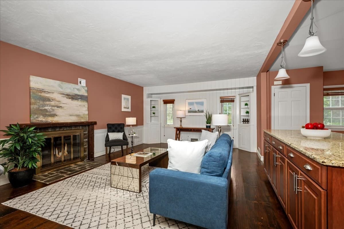 Single Family Residence at 216 Boston Rd, Southborough MA 01772, Southborough, photo 3 of 41