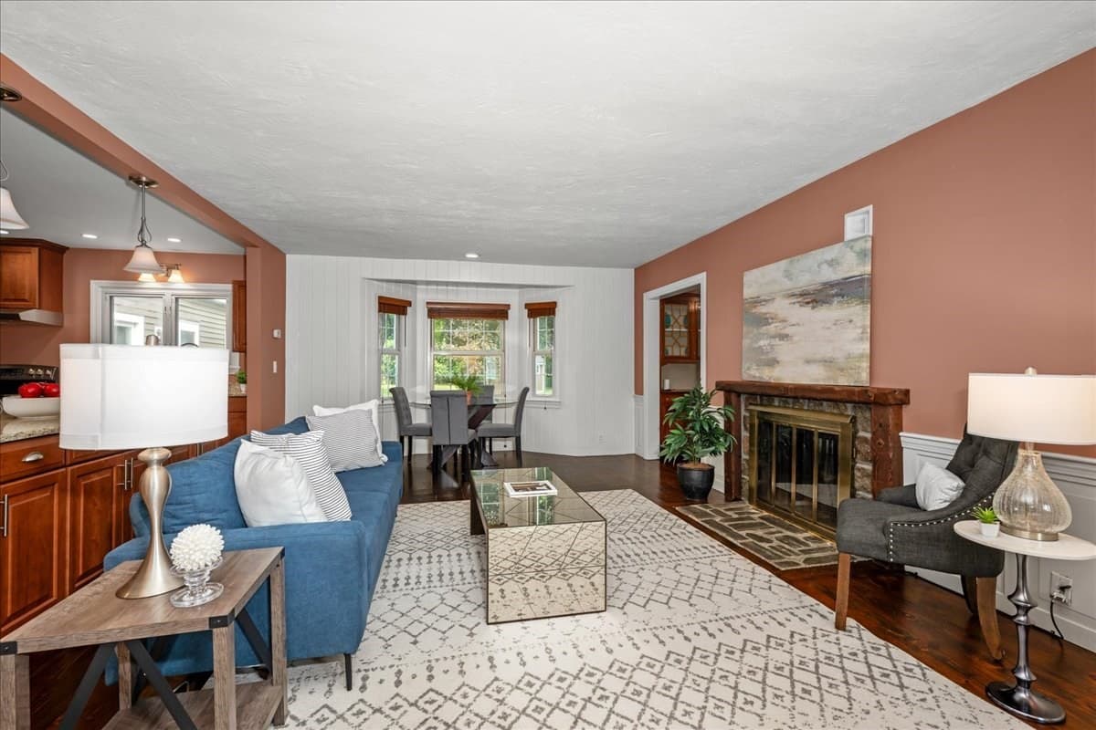 Single Family Residence at 216 Boston Rd, Southborough MA 01772, Southborough, photo 5 of 41
