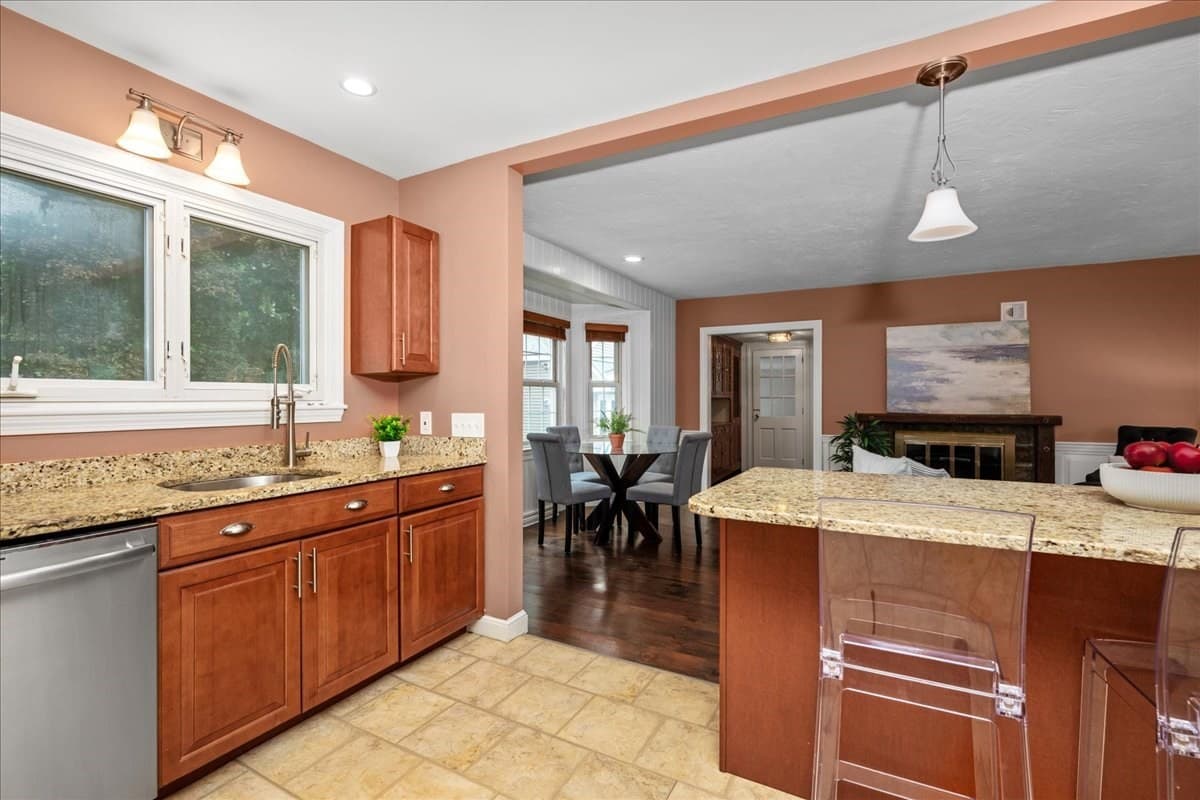 Single Family Residence at 216 Boston Rd, Southborough MA 01772, Southborough, photo 9 of 41