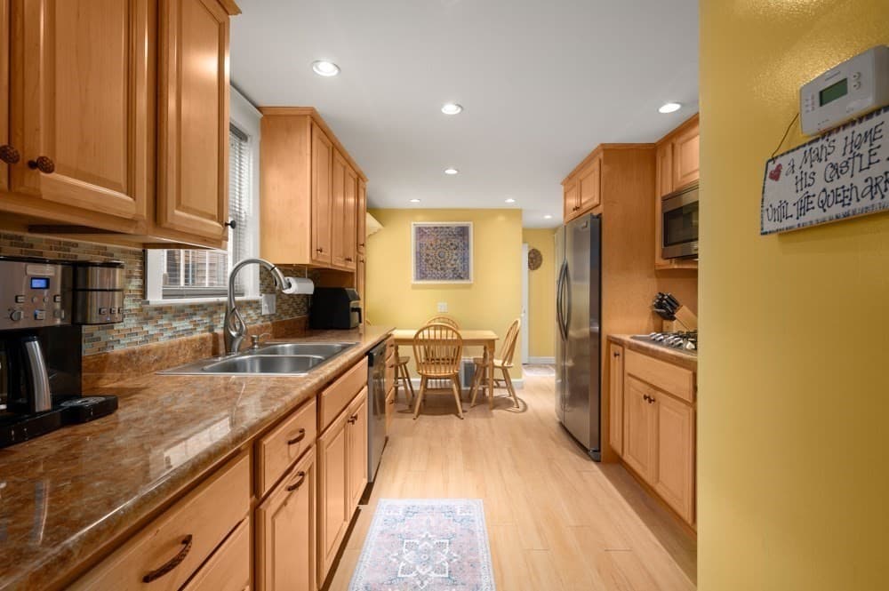 Single Family Residence at 128 Collins St, Danvers MA 01923, Danvers, photo 3 of 22
