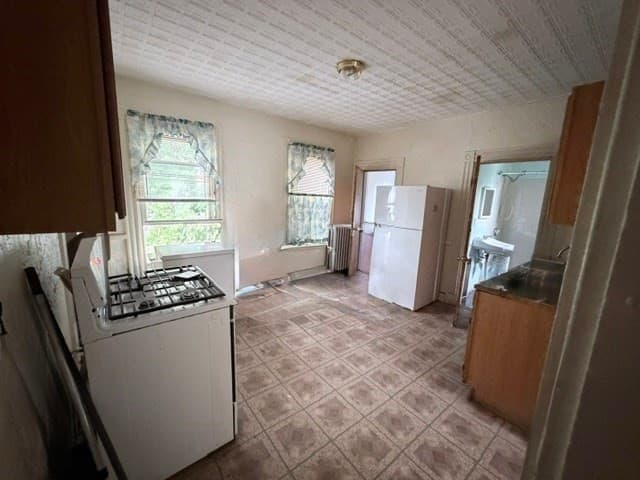 2 Family - 2 Units Up/Down at 114 Westville Street, Boston MA 02124, Boston, photo 10 of 17