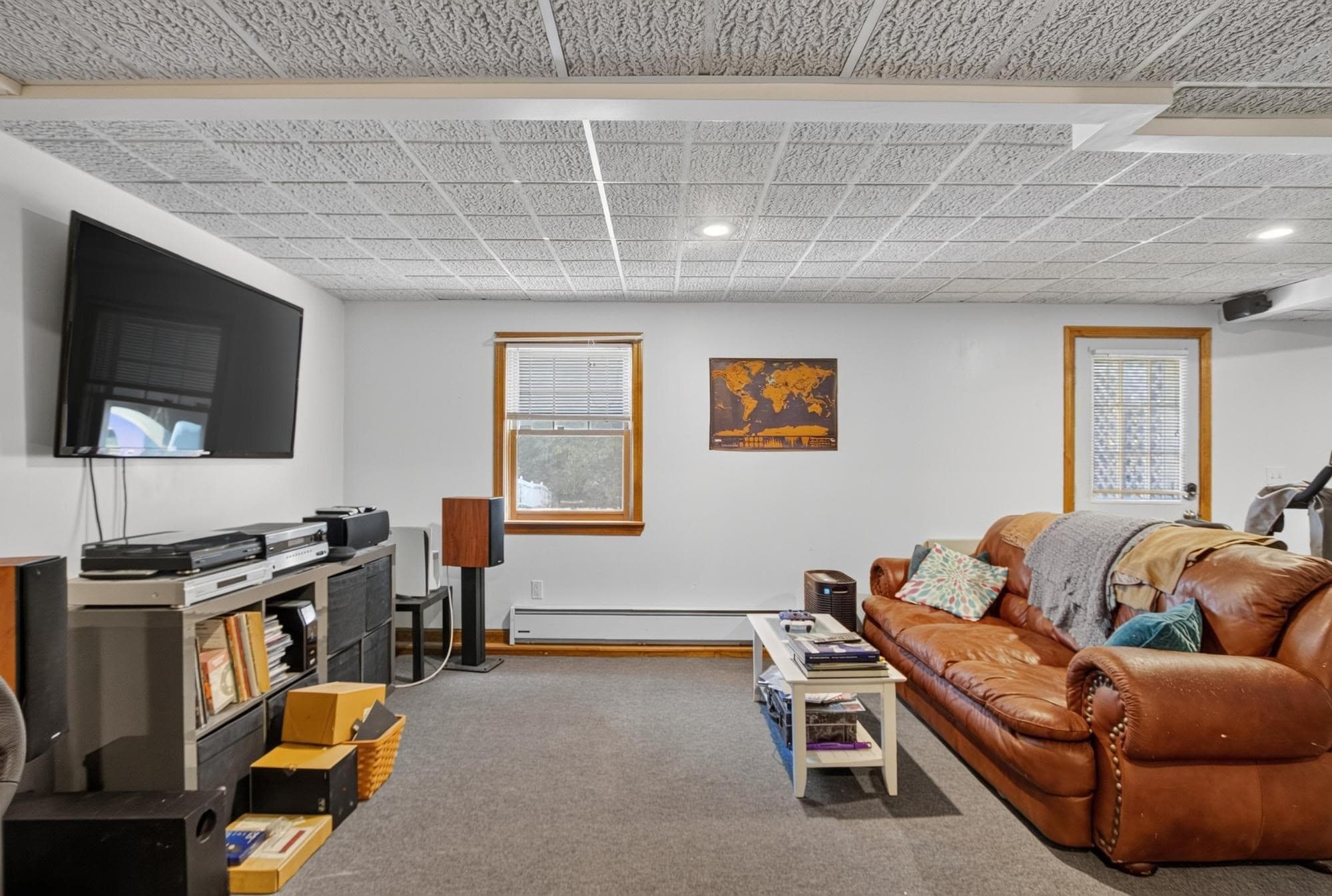 Single Family Residence at 20 Indian Ridge Dr, Leominster MA 01453, Leominster, photo 33 of 36