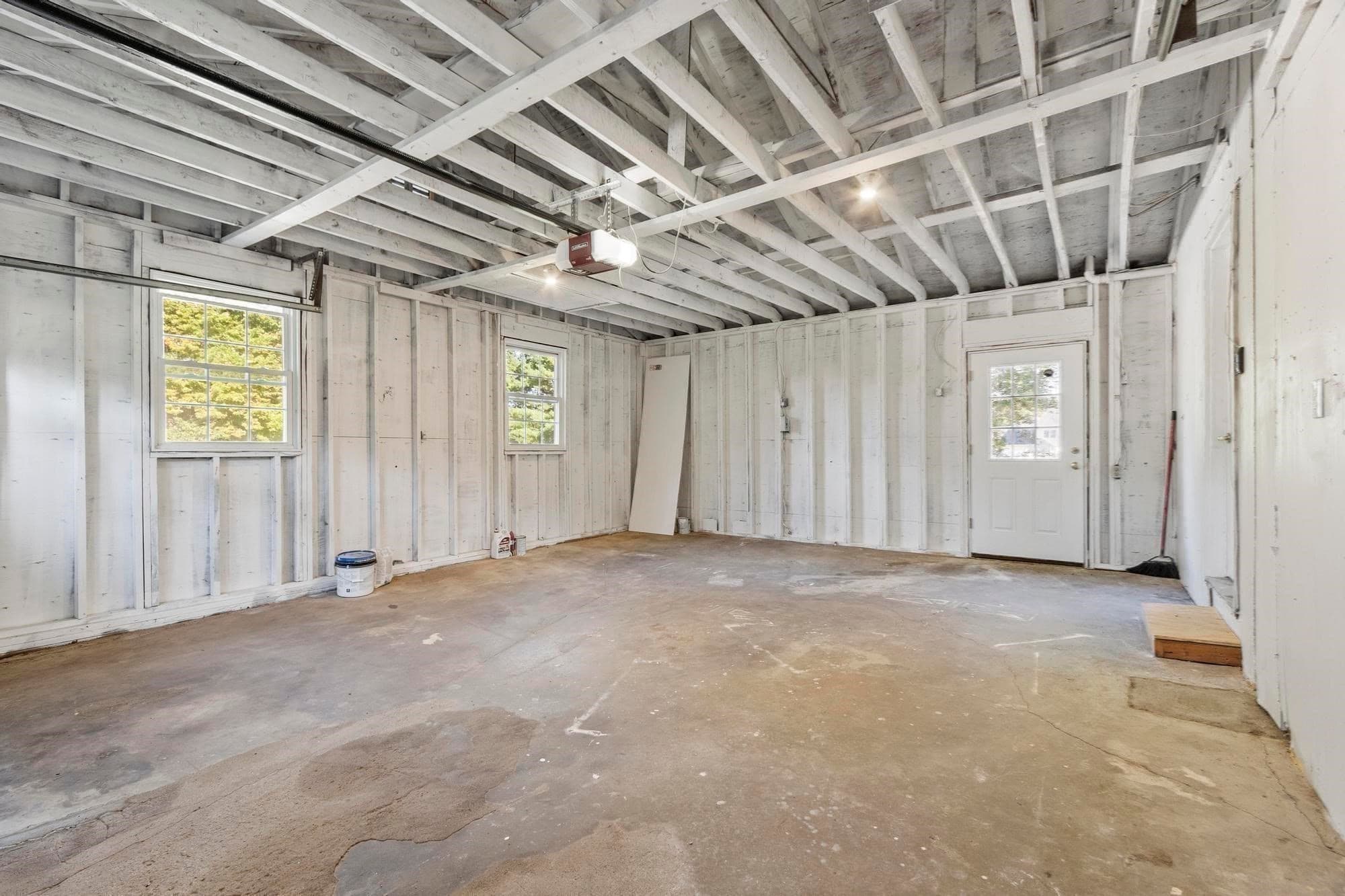Single Family Residence at 41 Riverview Ave, Methuen MA 01844, Methuen, photo 37 of 39