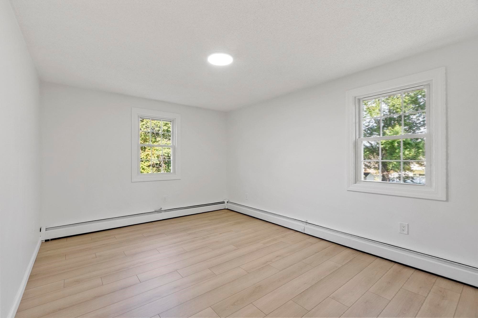Single Family Residence at 41 Riverview Ave, Methuen MA 01844, Methuen, photo 31 of 39
