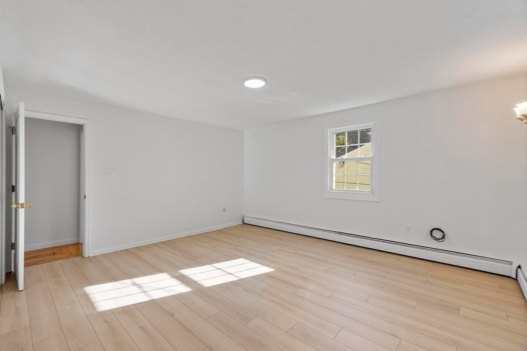 Single Family Residence at 41 Riverview Ave, Methuen MA 01844, Methuen, photo 25 of 39
