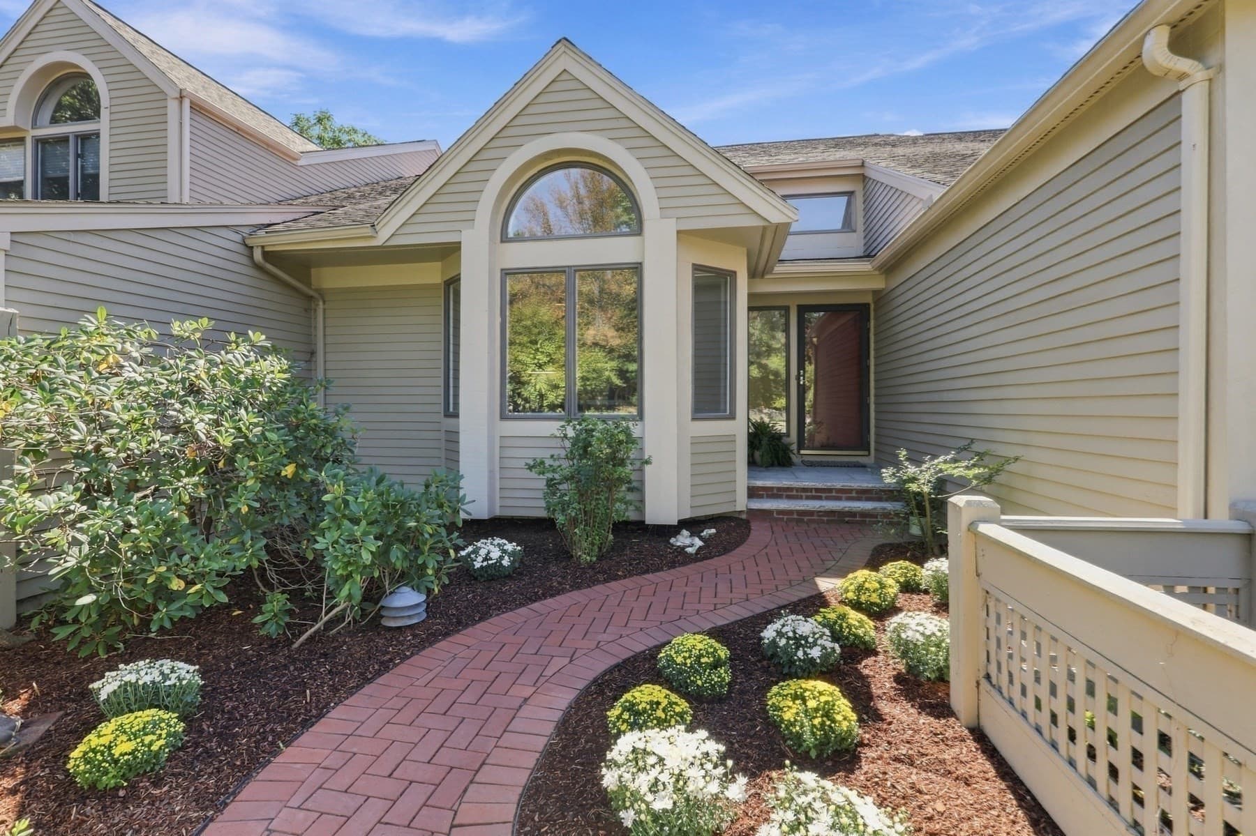 7 Wainwright Rd. # 47, Winchester MA 01890