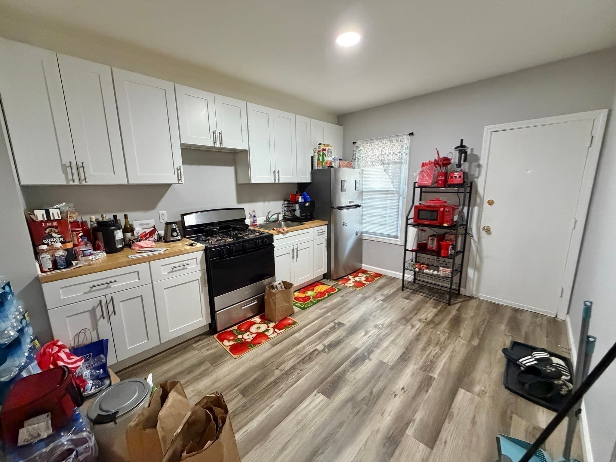 5-9 Family at 228-232 Eastern Ave, Springfield MA 01109, Springfield, photo 13 of 20