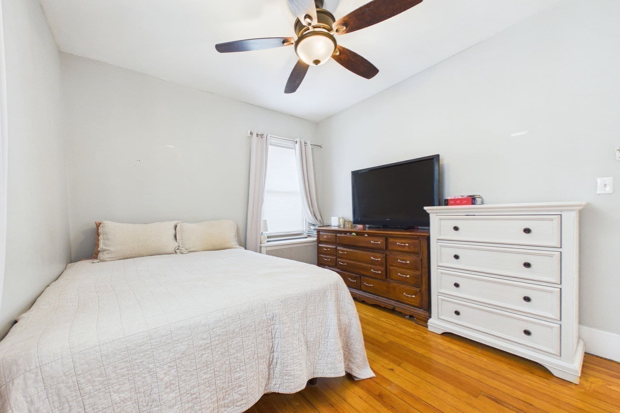 Single Family Residence at 57 Mary St, New Bedford MA 02745, New Bedford, photo 20 of 23