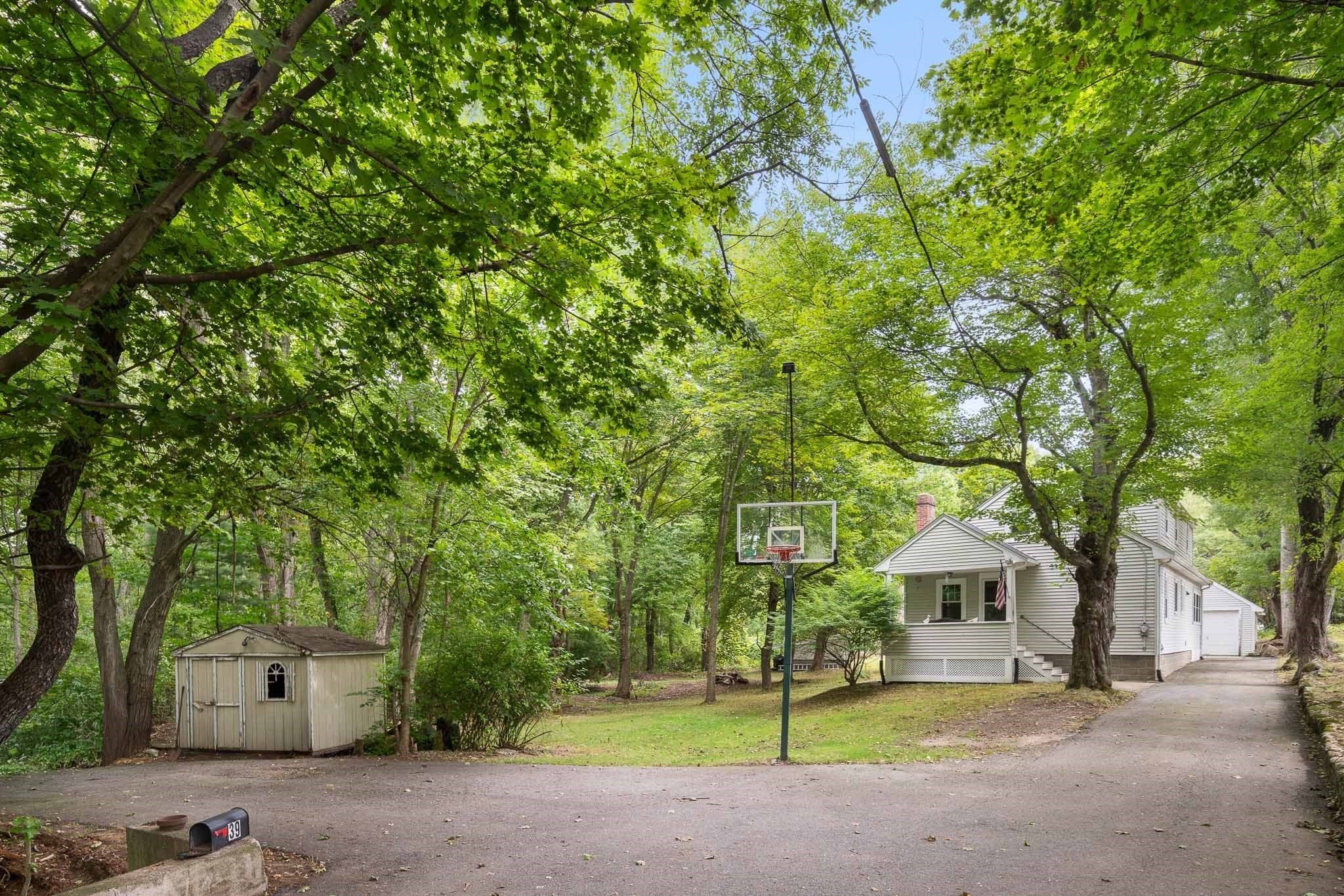 Single Family Residence at 39 Montrose Ave, Wakefield MA 01880, Wakefield, photo 3 of 42