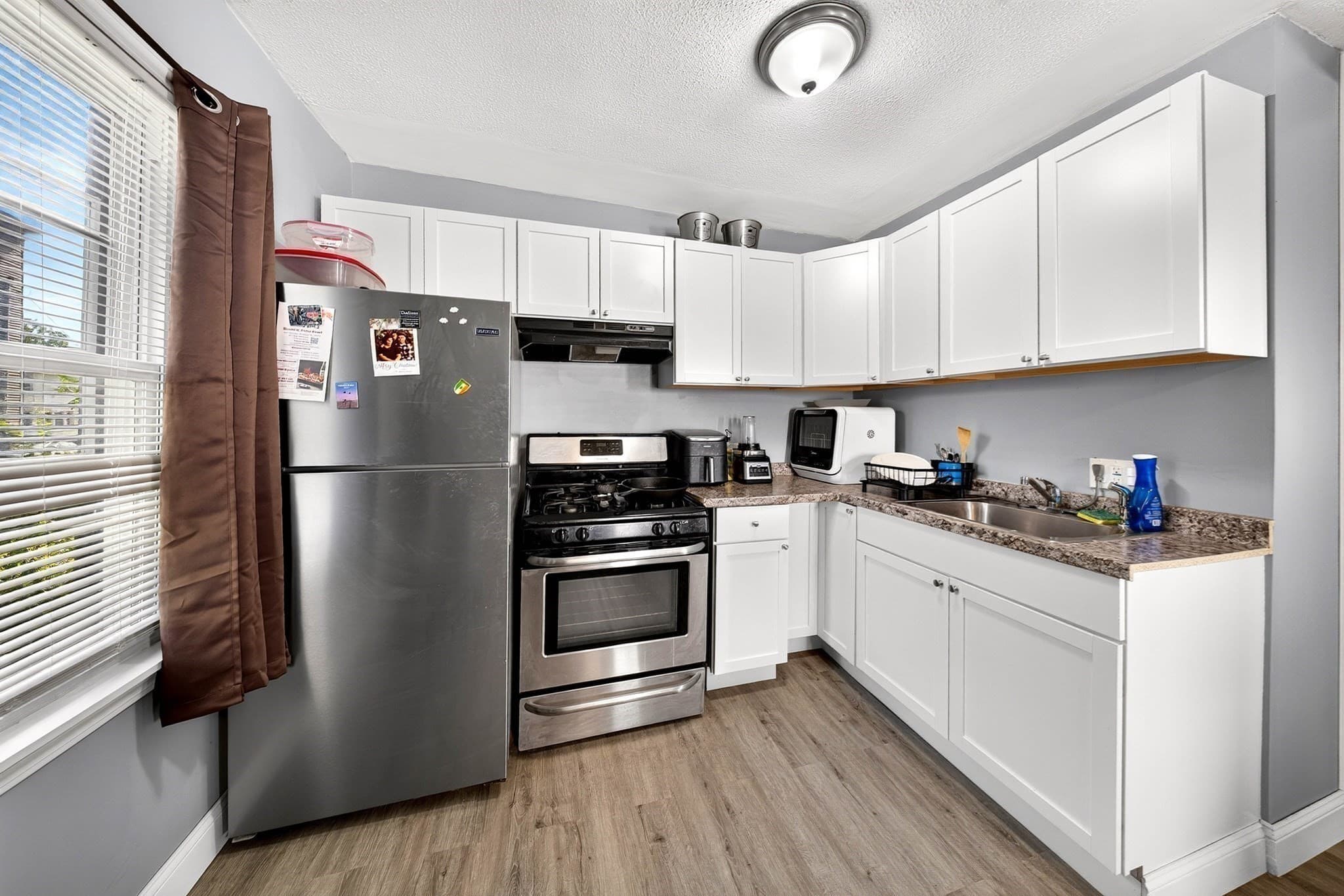 Single Family Residence at 222 Albion St, Fall River MA 02723, Fall River, photo 13 of 29