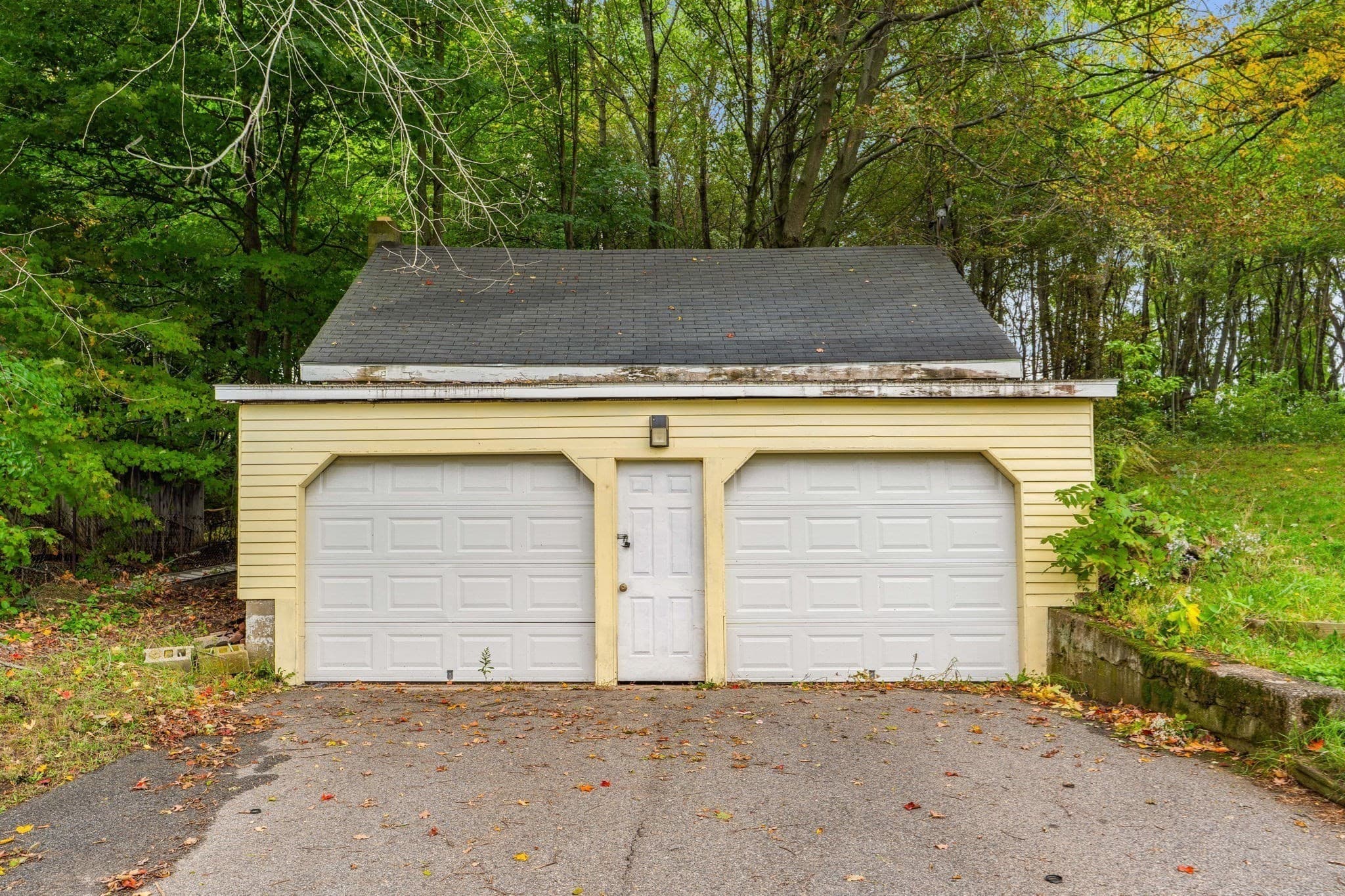 2 Family - 2 Units Up/Down at 82 Congress Street, Amesbury MA 01913, photo 13 of 39