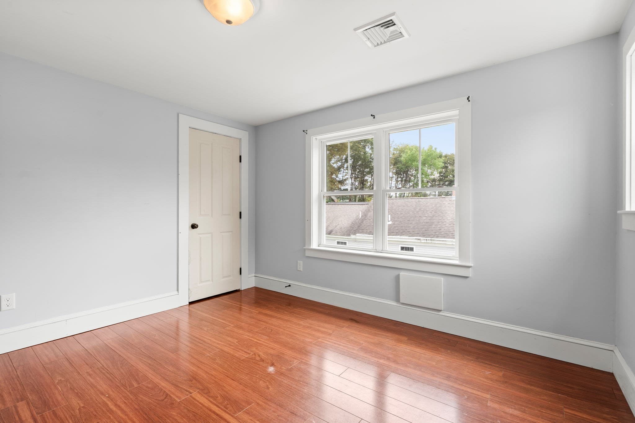 2 Family - 2 Units Up/Down at 82 Congress Street, Amesbury MA 01913, photo 20 of 39