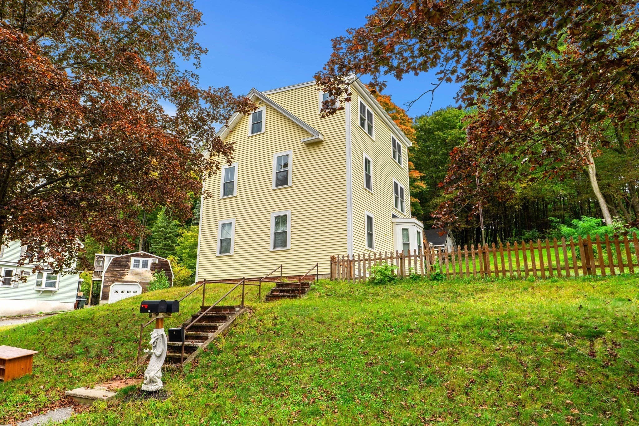 2 Family - 2 Units Up/Down at 82 Congress Street, Amesbury MA 01913, photo 14 of 39