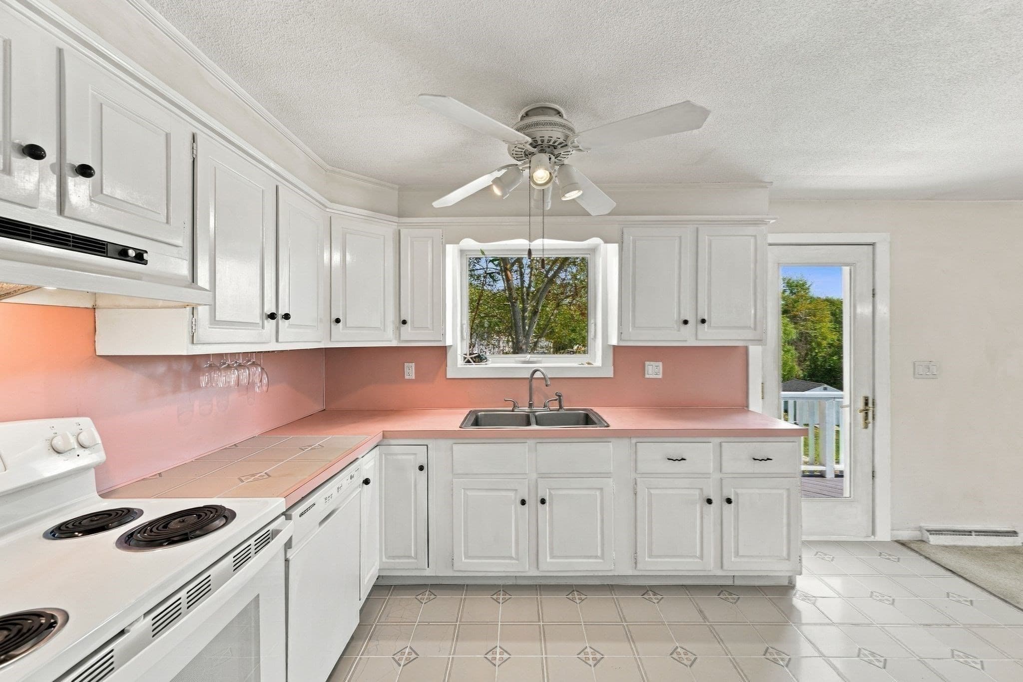 Single Family Residence at 13 High Popples Rd, Gloucester MA 01930, Gloucester, photo 20 of 31