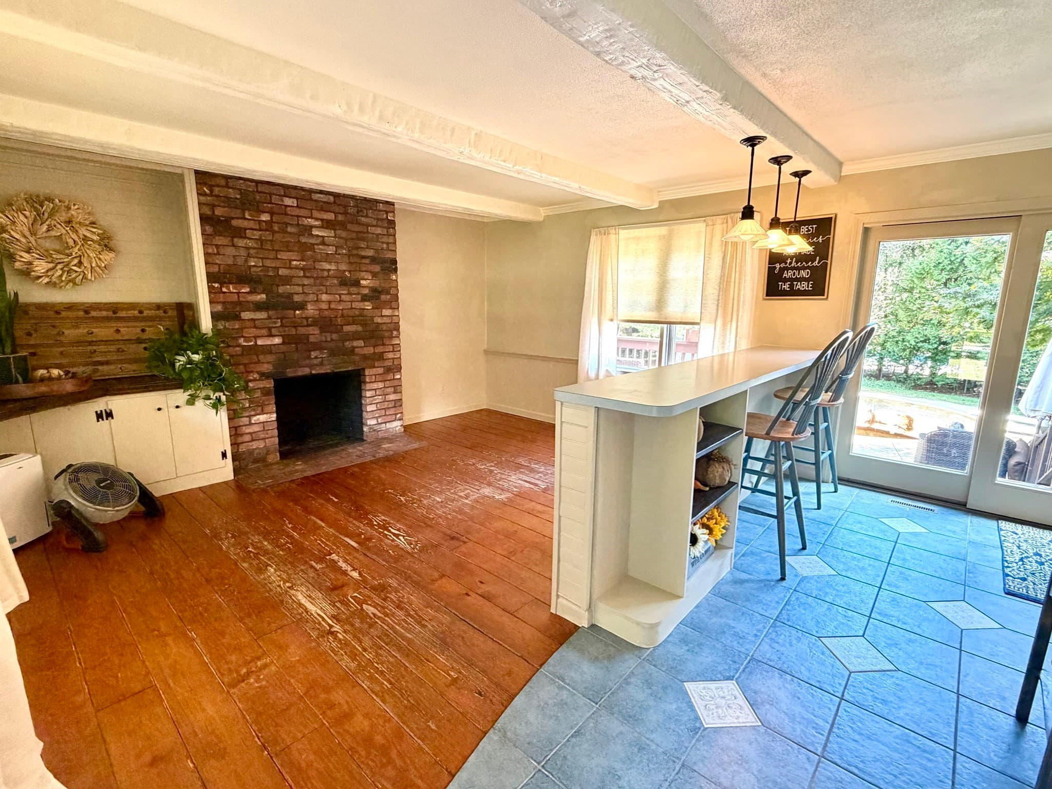 Single Family Residence at 81 Coventry Ln, Longmeadow MA 01106, Longmeadow, photo 7 of 42