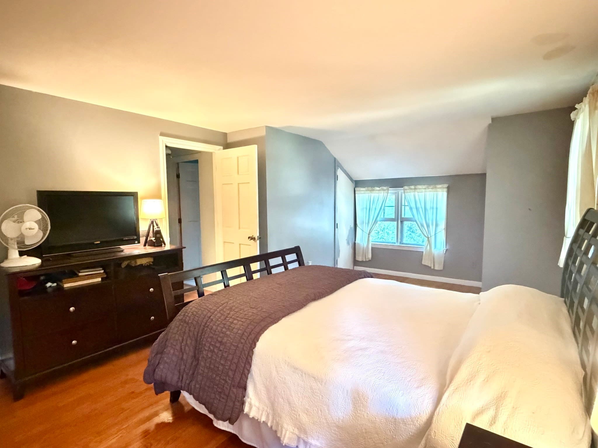 Single Family Residence at 81 Coventry Ln, Longmeadow MA 01106, Longmeadow, photo 19 of 42