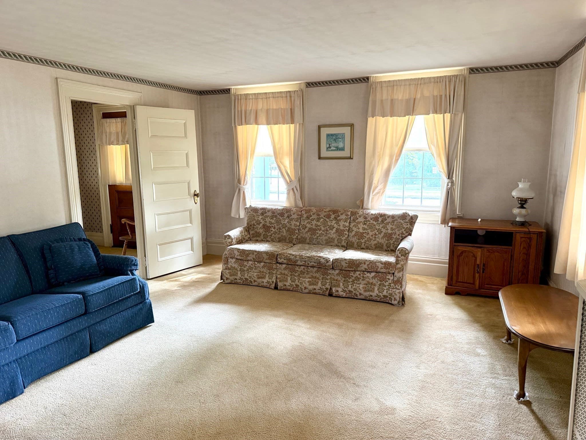 Single Family Residence at 126 Main St, South Hadley MA 01075, South Hadley, photo 9 of 40