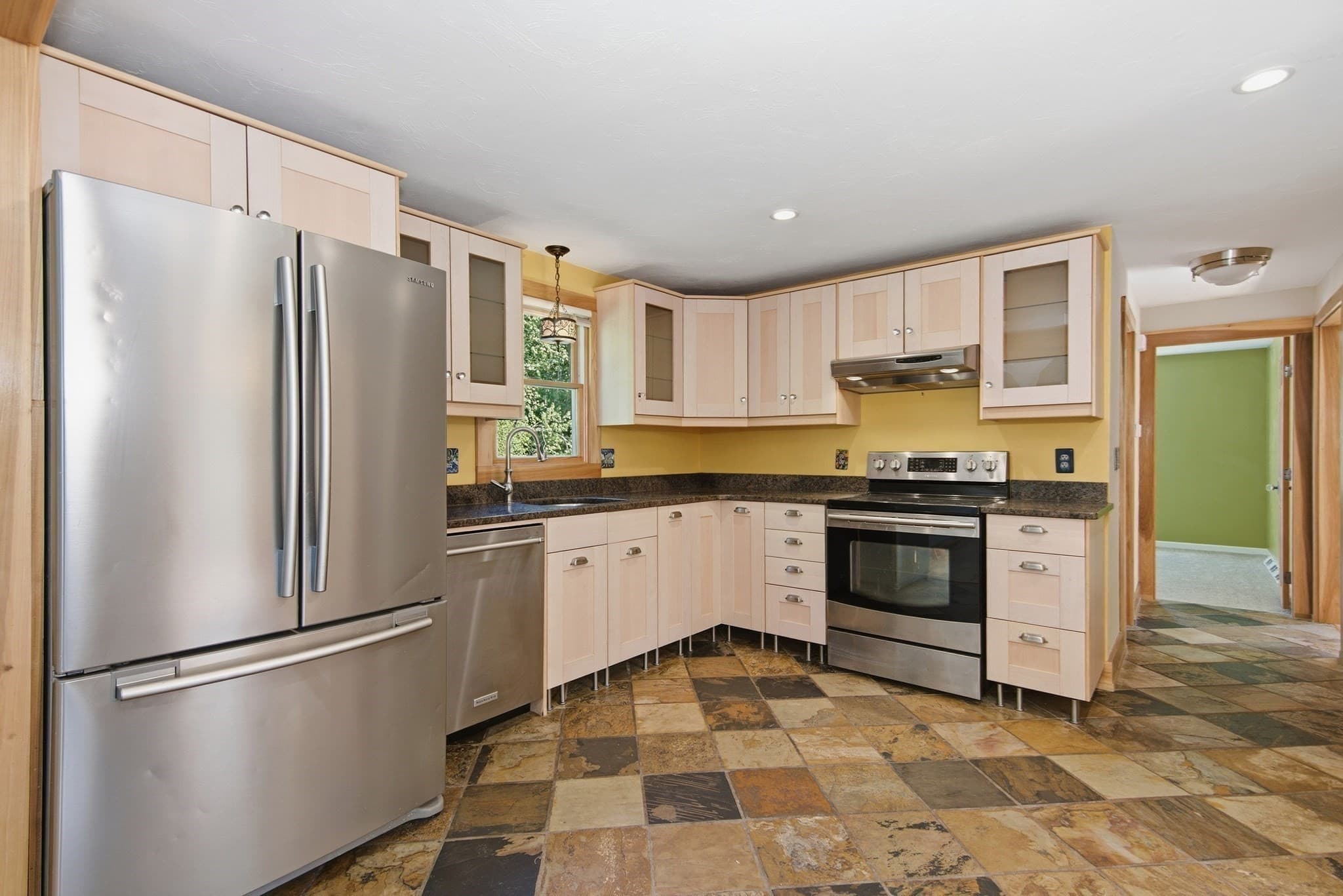 Single Family Residence at 3 Briarwood Road, Franklin MA 02038, Franklin, photo 9 of 42