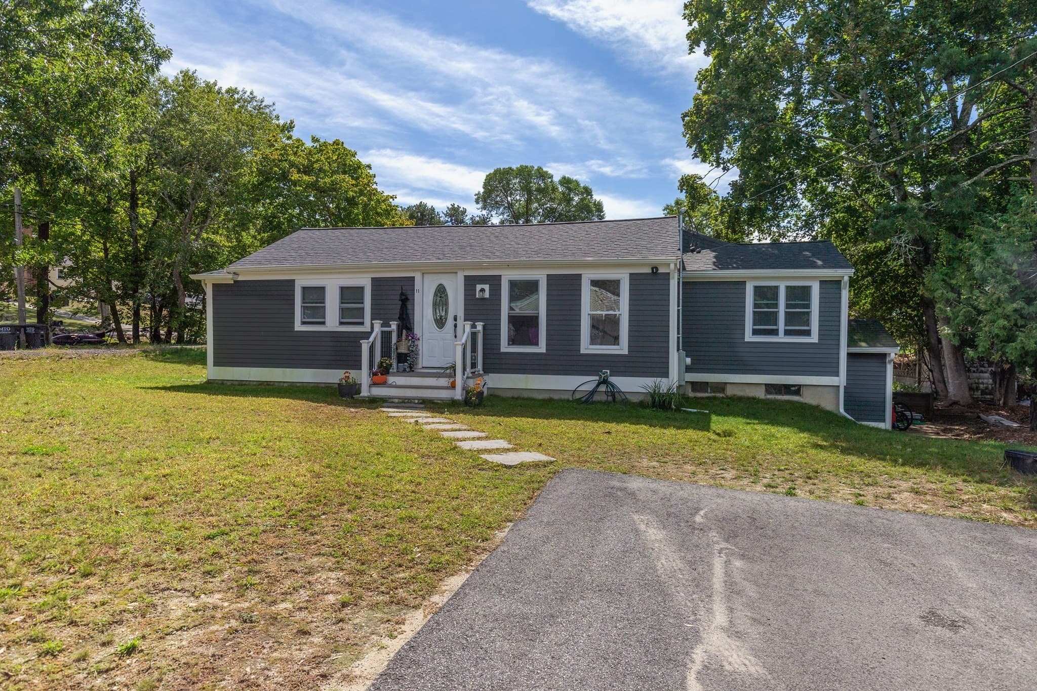 11 Madlyn St, Plymouth MA 02360