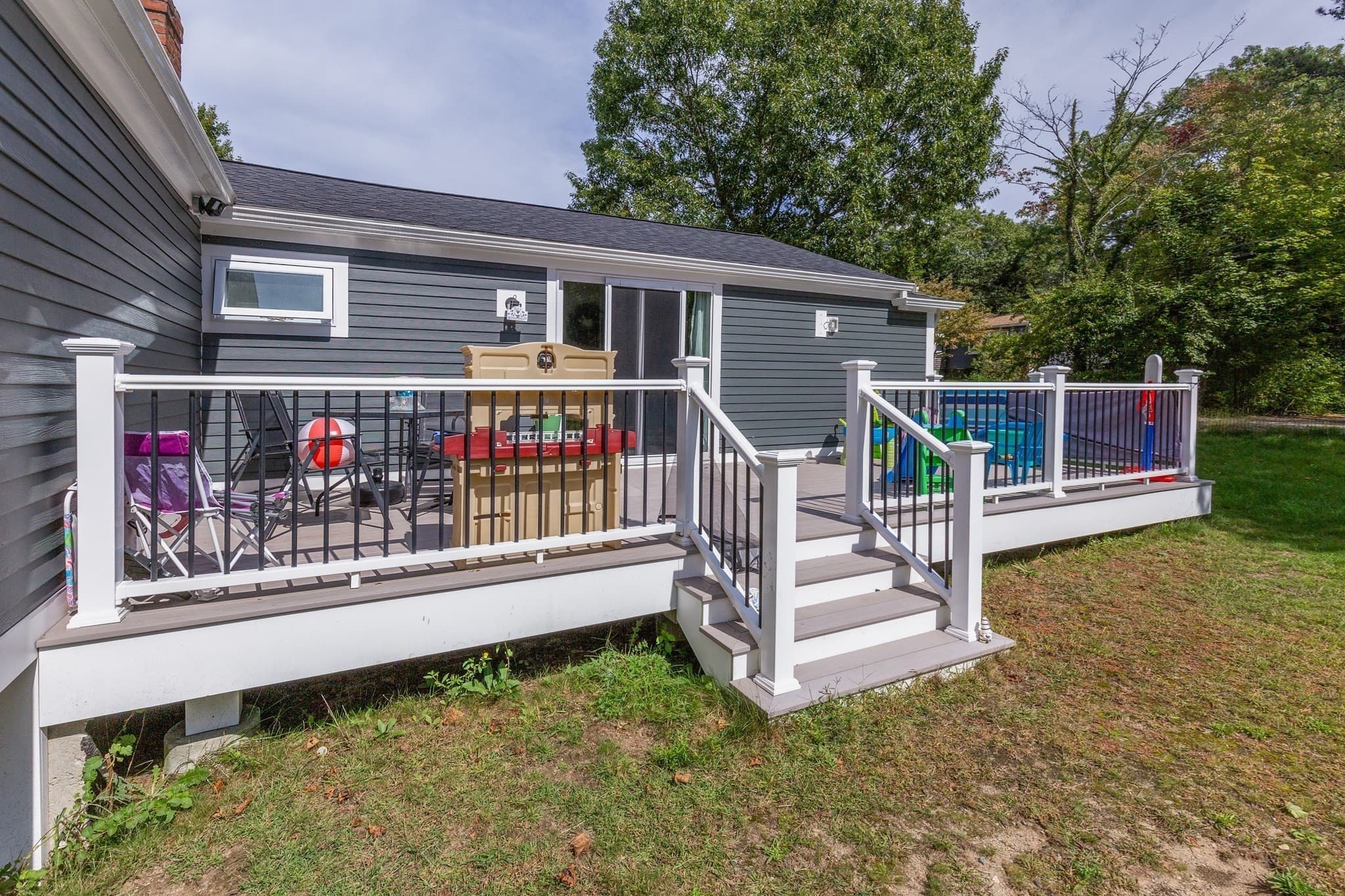 Single Family Residence at 11 Madlyn St, Plymouth MA 02360, Plymouth, photo 4 of 26