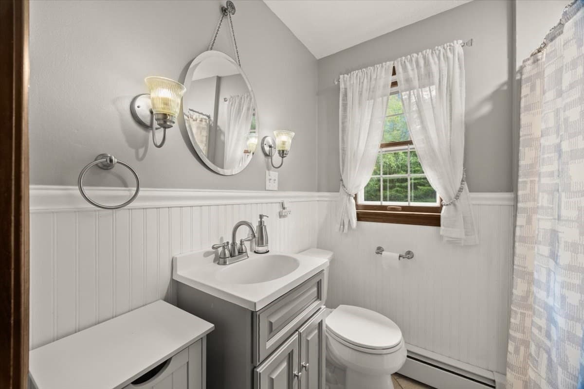 Single Family Residence at 4 Winslow Way, Freetown MA 02717, Freetown, photo 16 of 30
