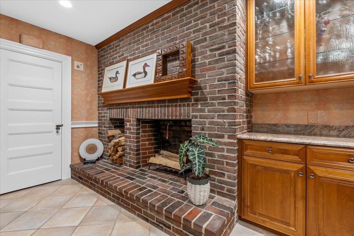 Single Family Residence at 26 Warren Ave, Plymouth MA 02360, Plymouth, photo 18 of 42