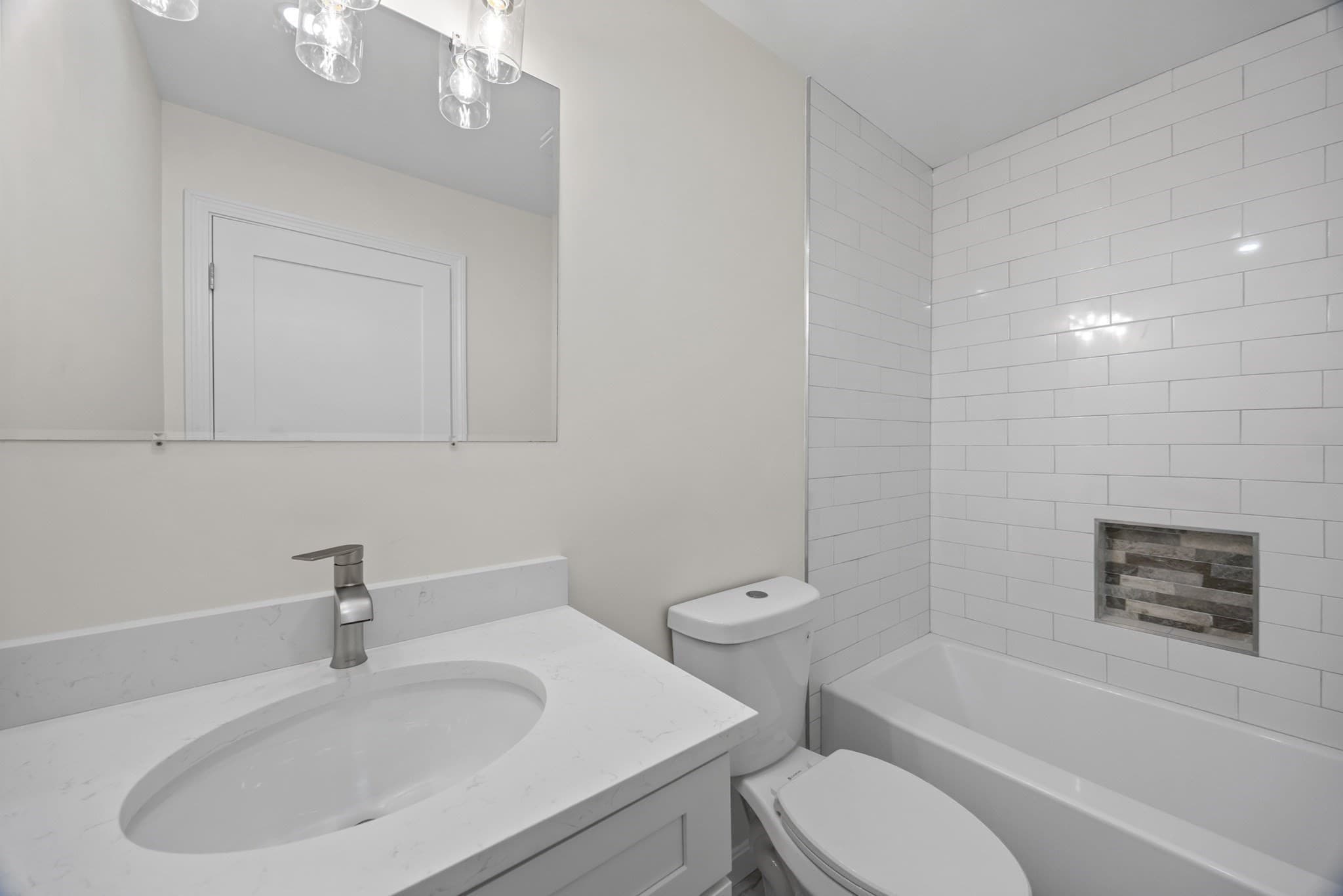 Condominium at 17 Crosby St # B, Webster MA 01570, Webster, photo 26 of 42