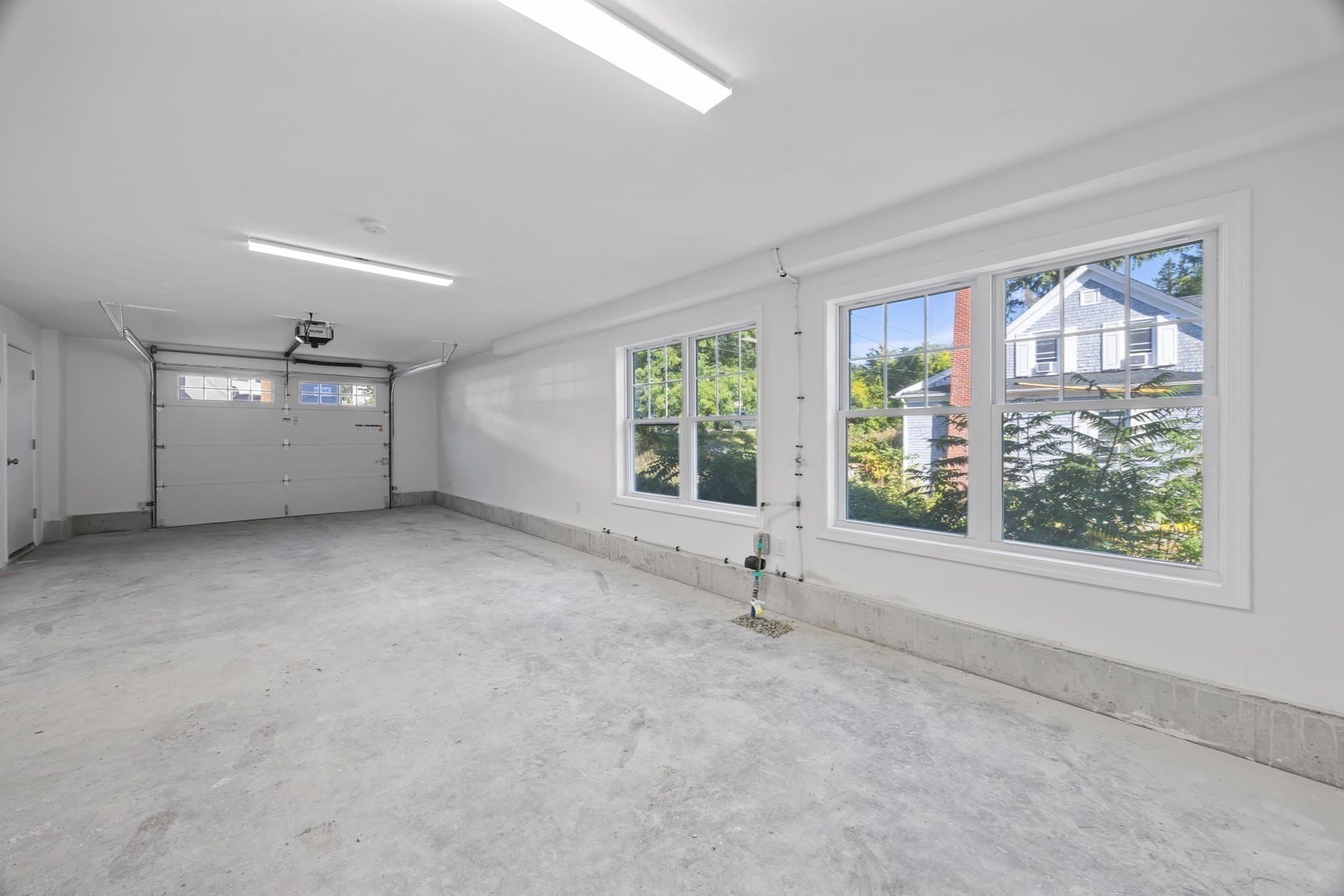 Condominium at 17 Crosby St # B, Webster MA 01570, Webster, photo 35 of 42
