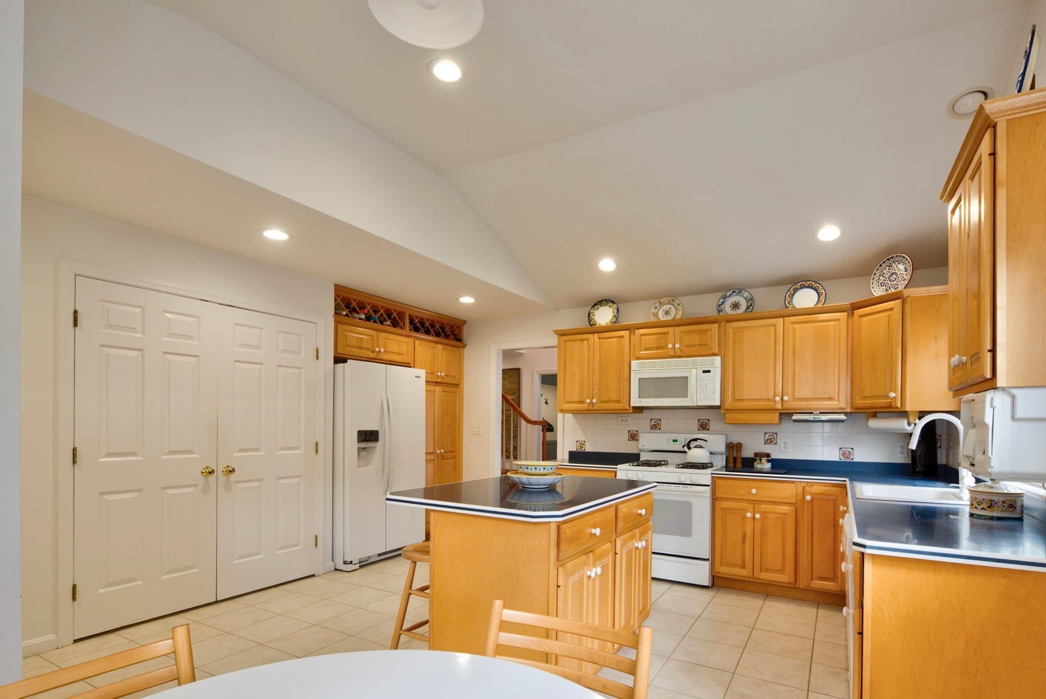 Condominium at 5 Pear Tree Ln # 5, Franklin MA 02038, Franklin, photo 7 of 42