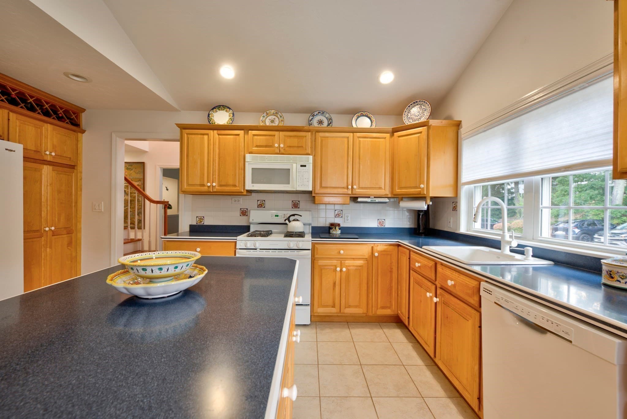 Condominium at 5 Pear Tree Ln # 5, Franklin MA 02038, Franklin, photo 5 of 42